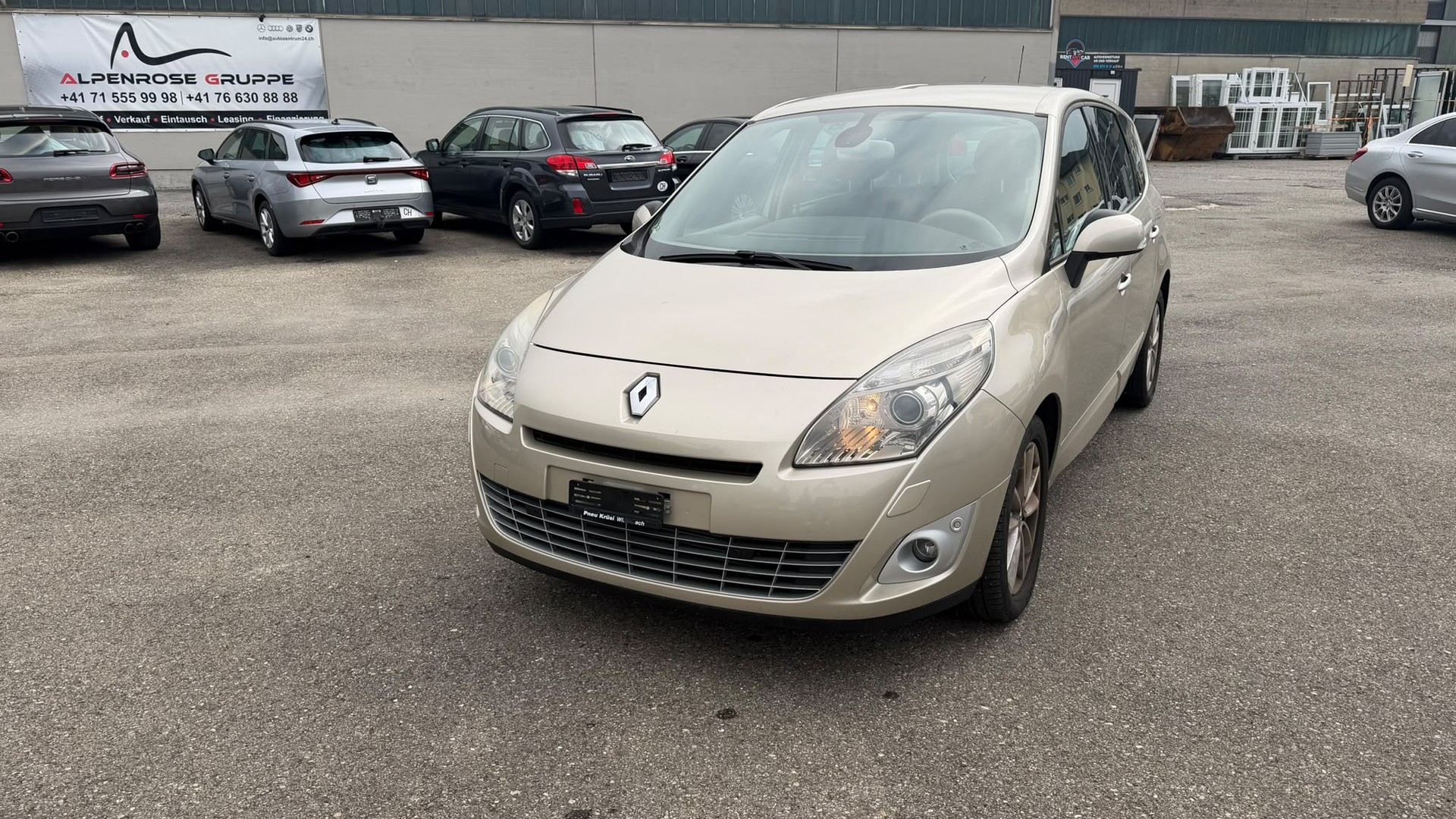 RENAULT Grand Scénic 2.0 dCi Privilège Automatic-image-1