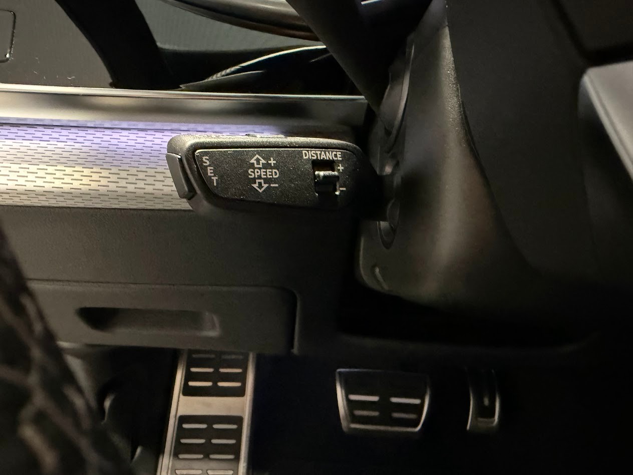 AUDI SQ7 TFSI quattro tiptronic-image-6