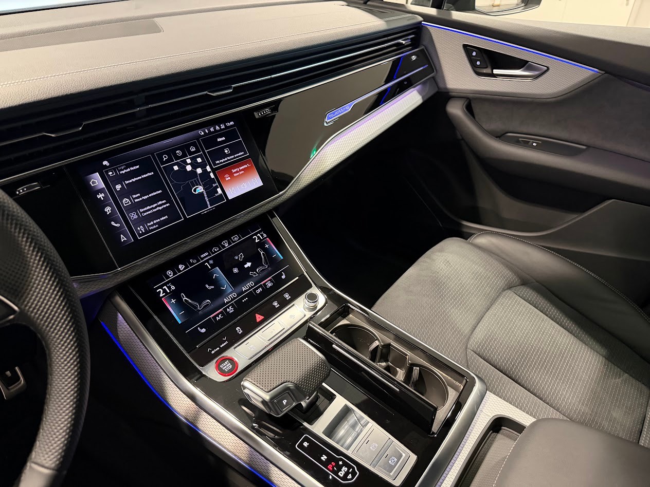 AUDI SQ7 TFSI quattro tiptronic-image-10