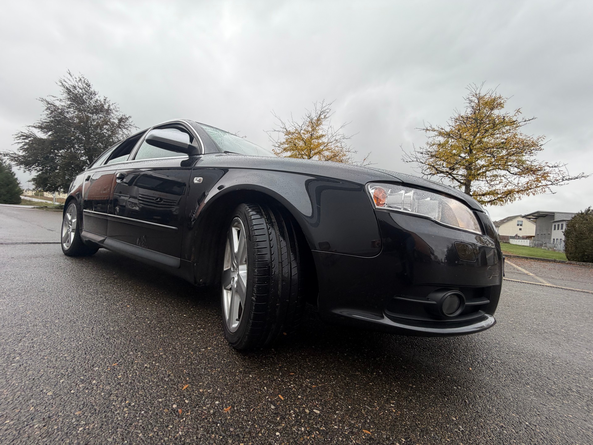 AUDI S4 Avant 4.2 V8 quattro-image-2