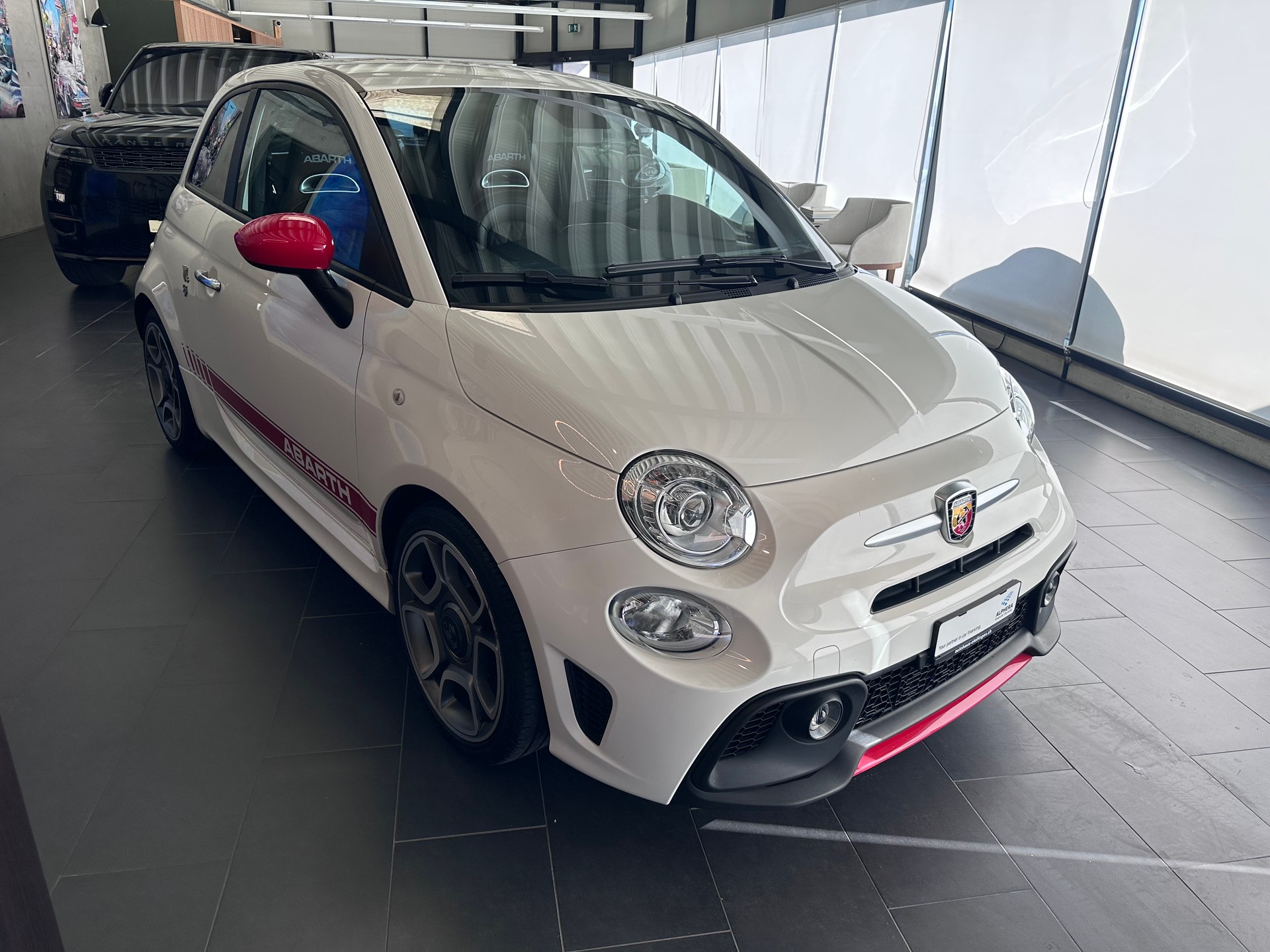 FIAT 595 Abarth 1.4 T-Jet 165 Turismo-image-2
