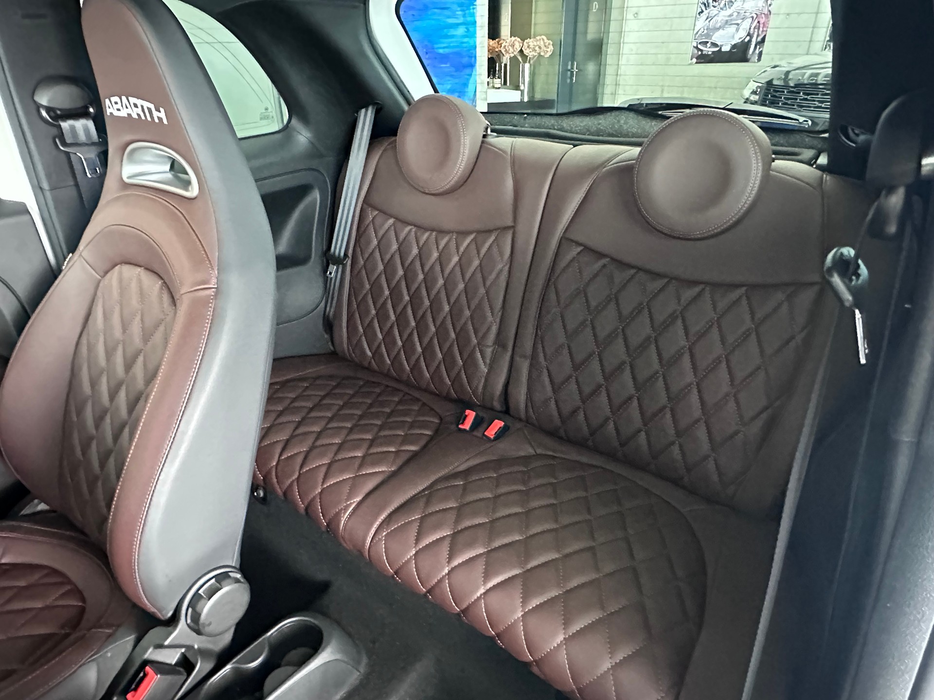 FIAT 595 Abarth 1.4 T-Jet 165 Turismo-image-10