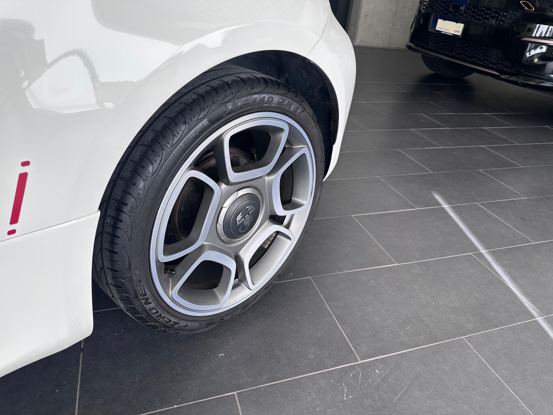 FIAT 595 Abarth 1.4 T-Jet 165 Turismo-image-8
