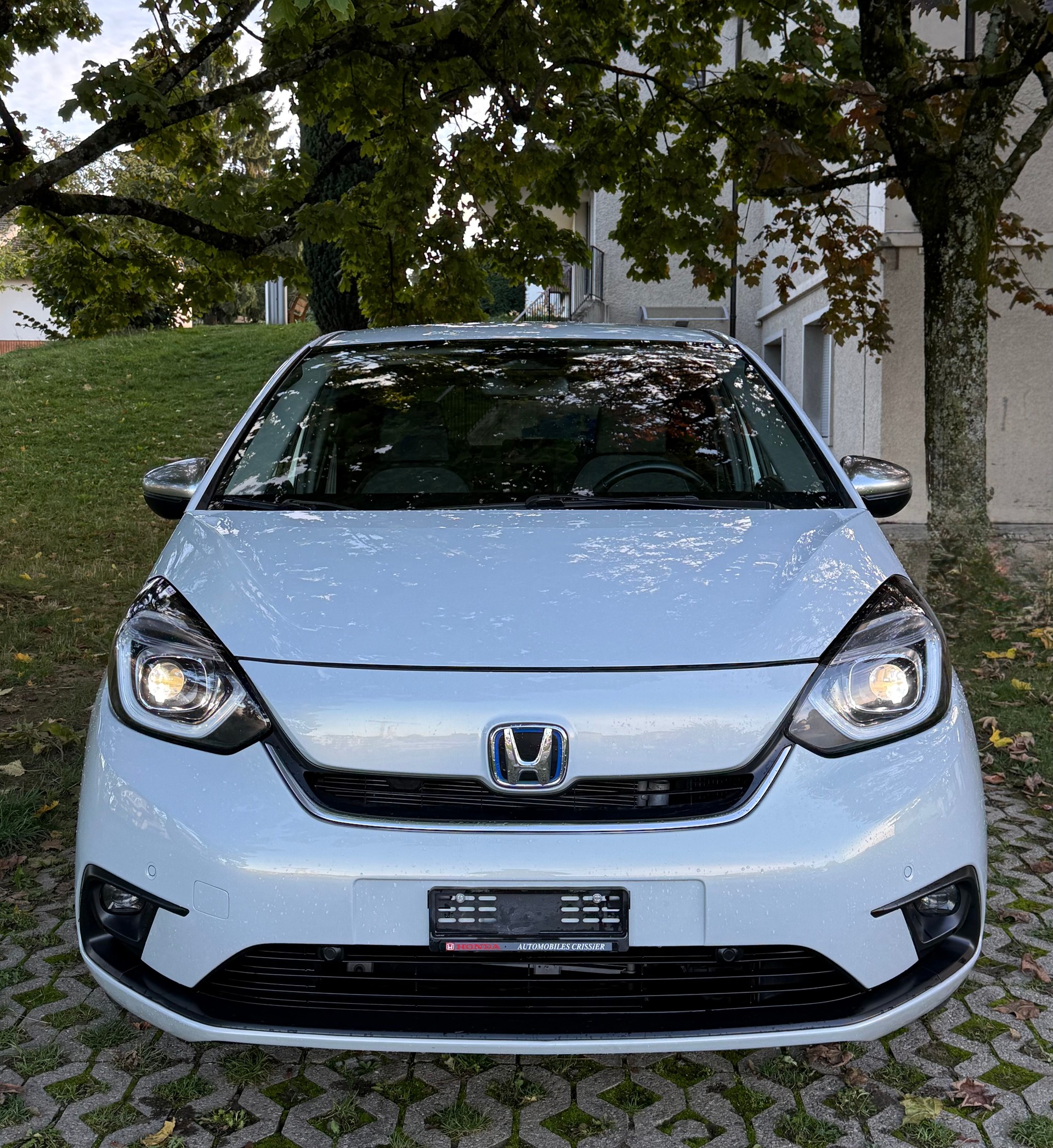 HONDA Jazz 1.5i-MMD Executive E-CVT-image-1