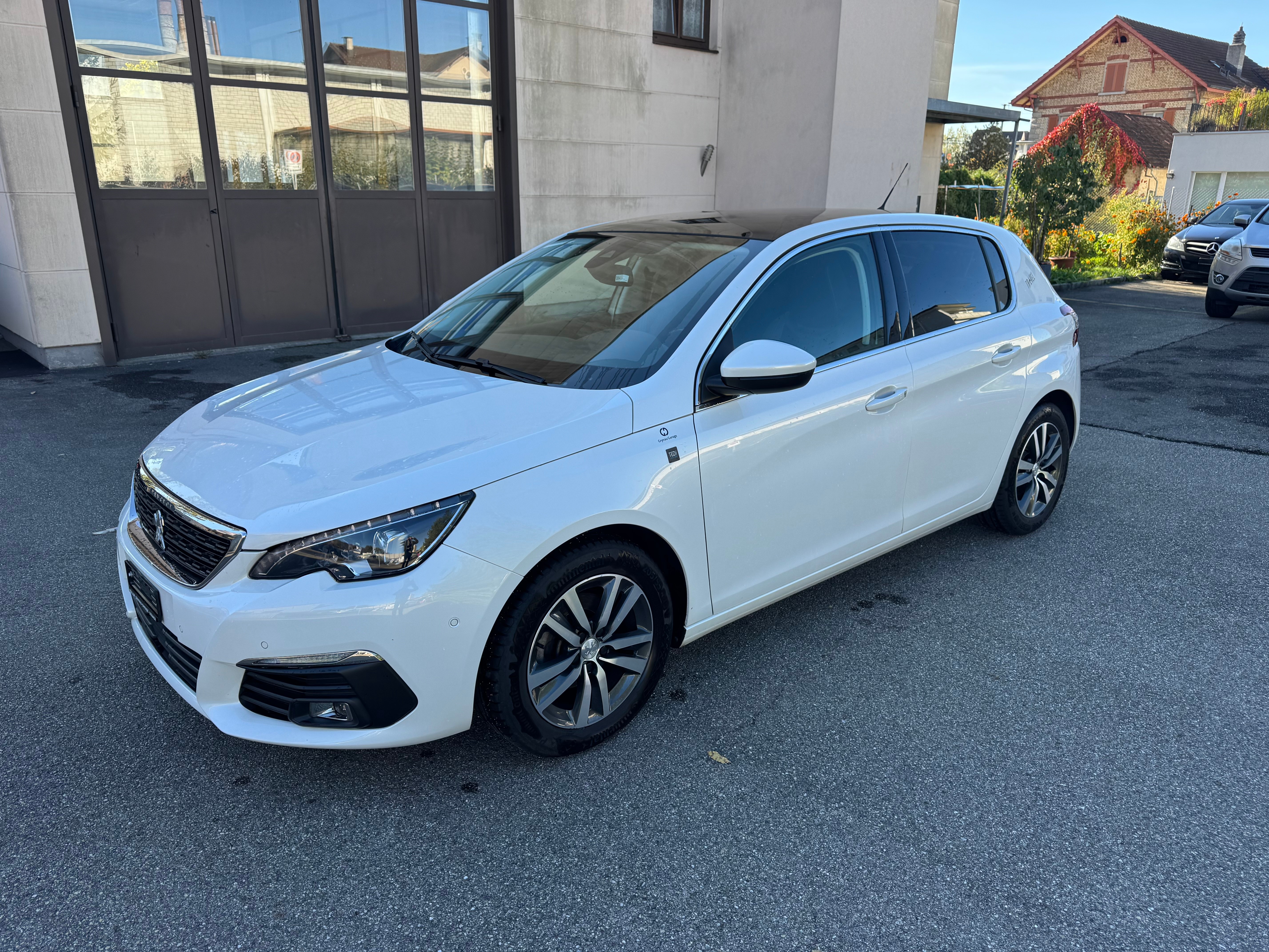 Car photo
