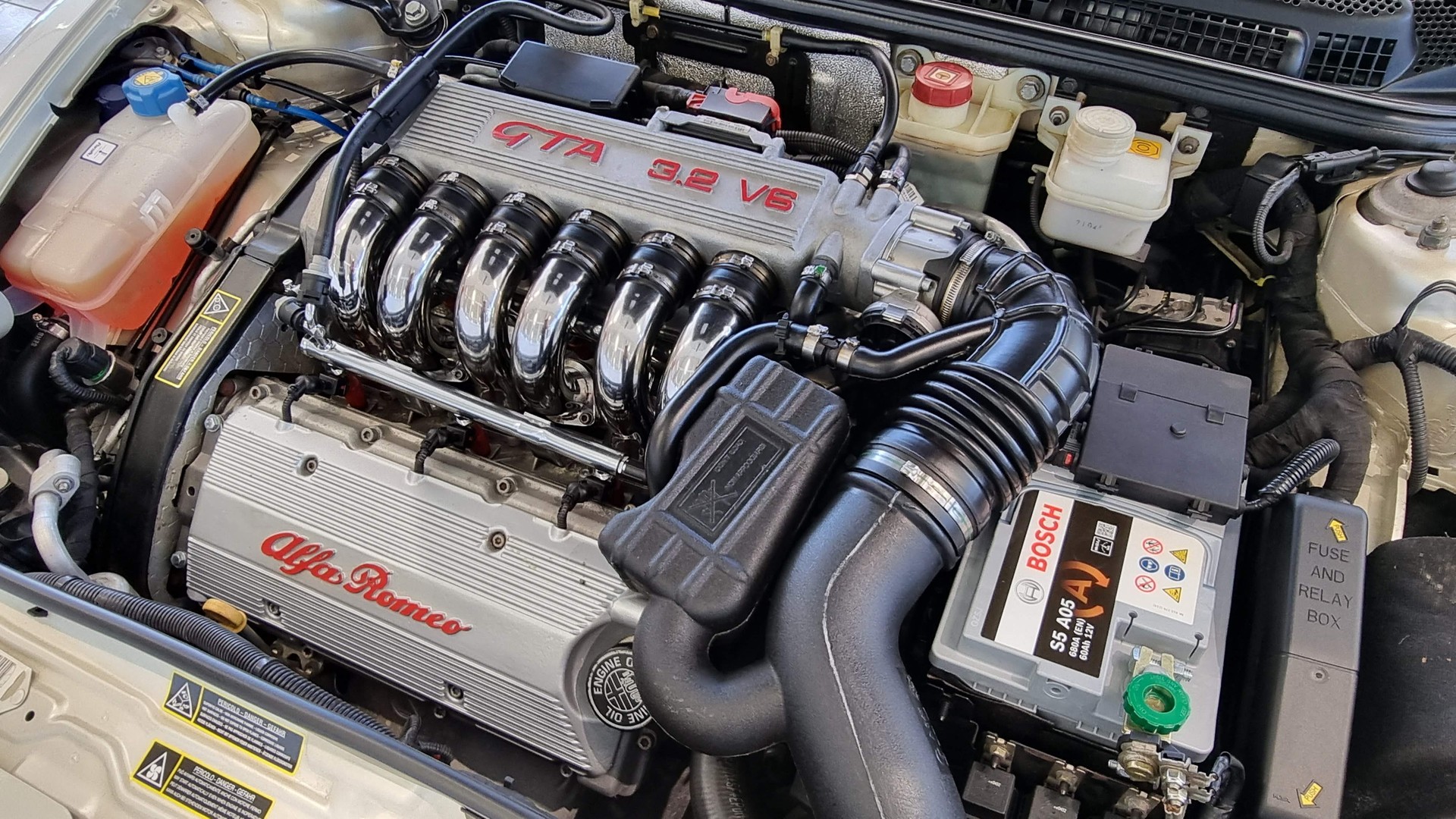 ALFA ROMEO 147 3.2 GTA-image-10
