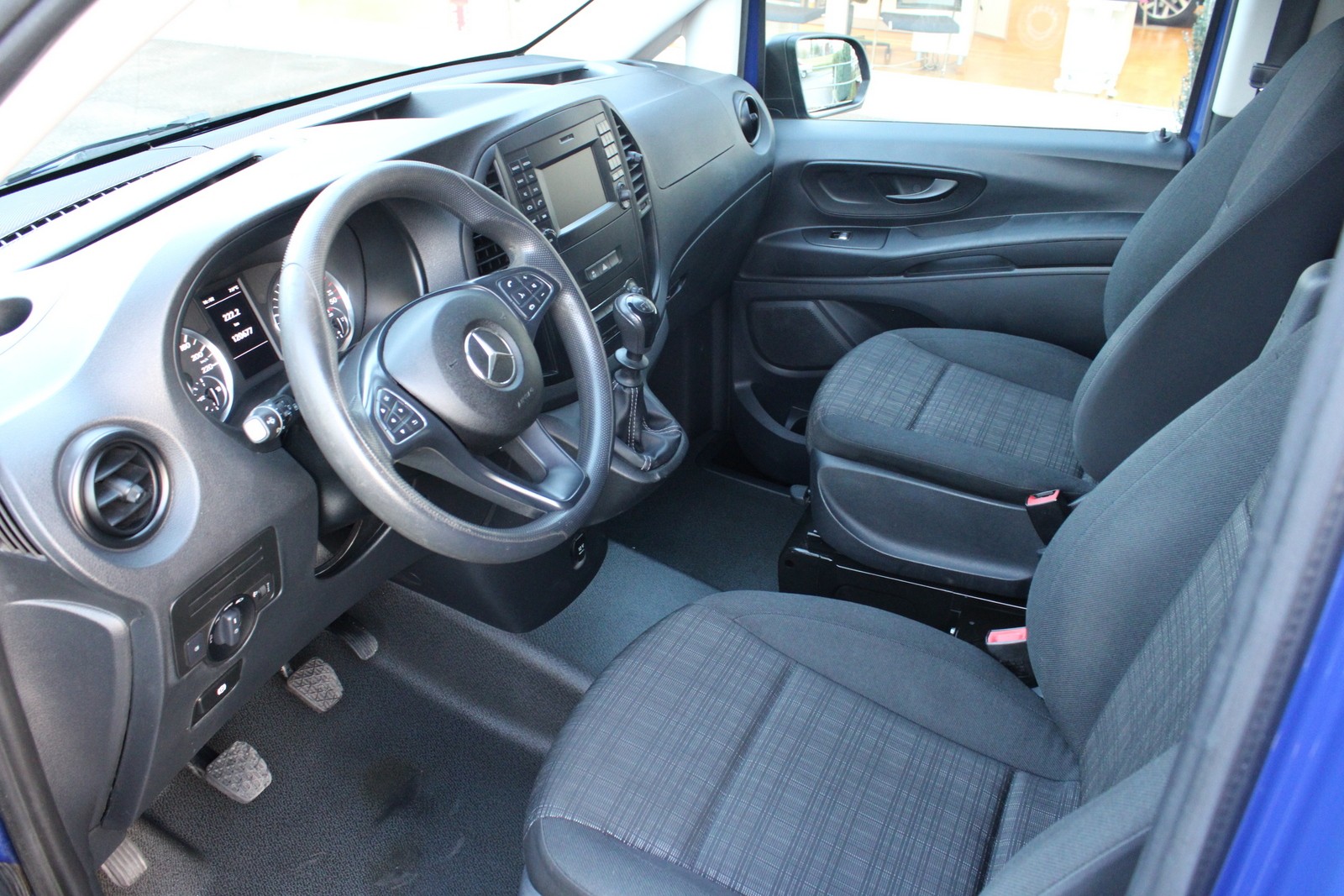 MERCEDES-BENZ Vito 114 BlueTEC-image-1