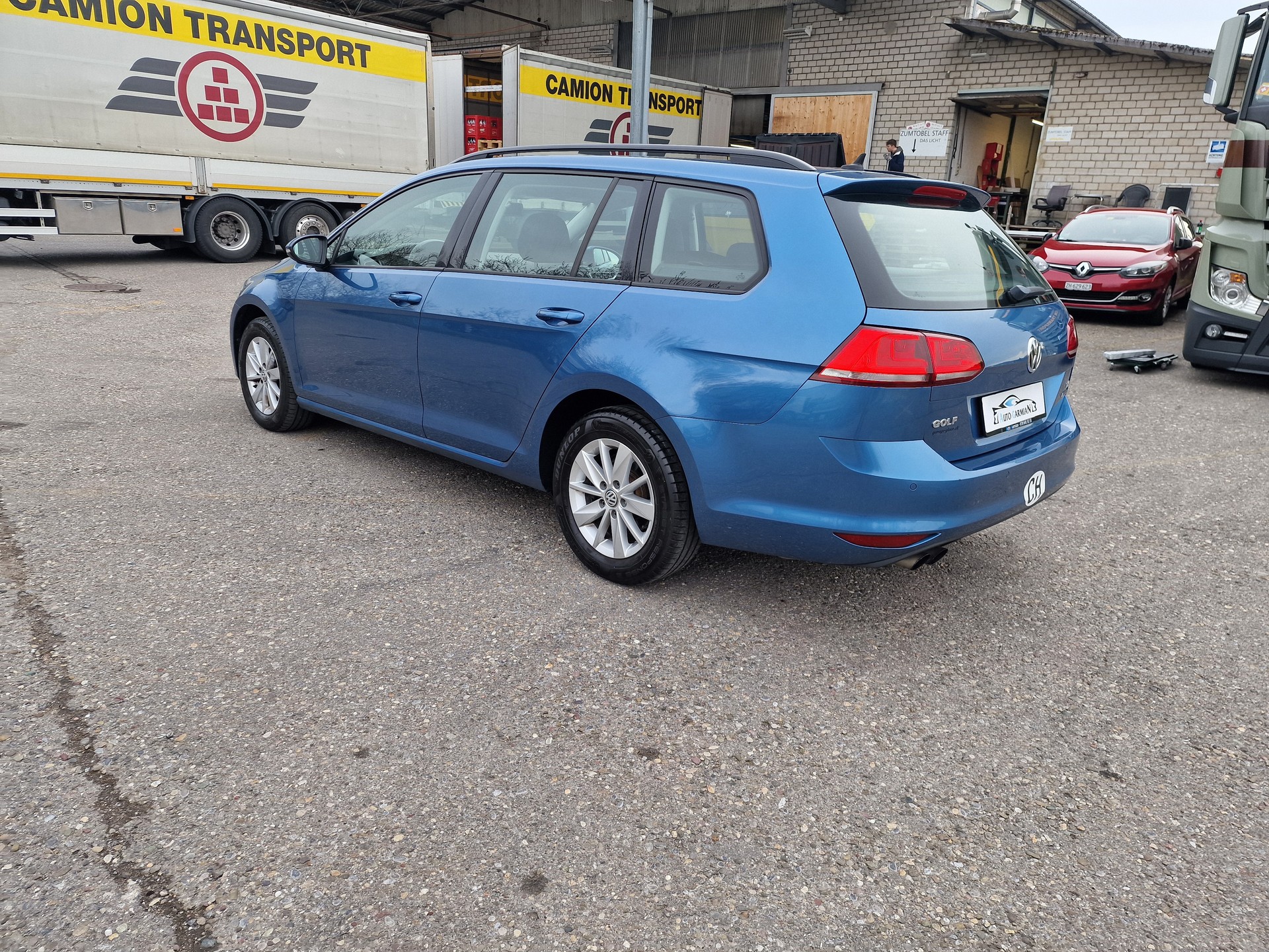 VW Golf Variant 1.4 TSI Comfortline DSG-image-5