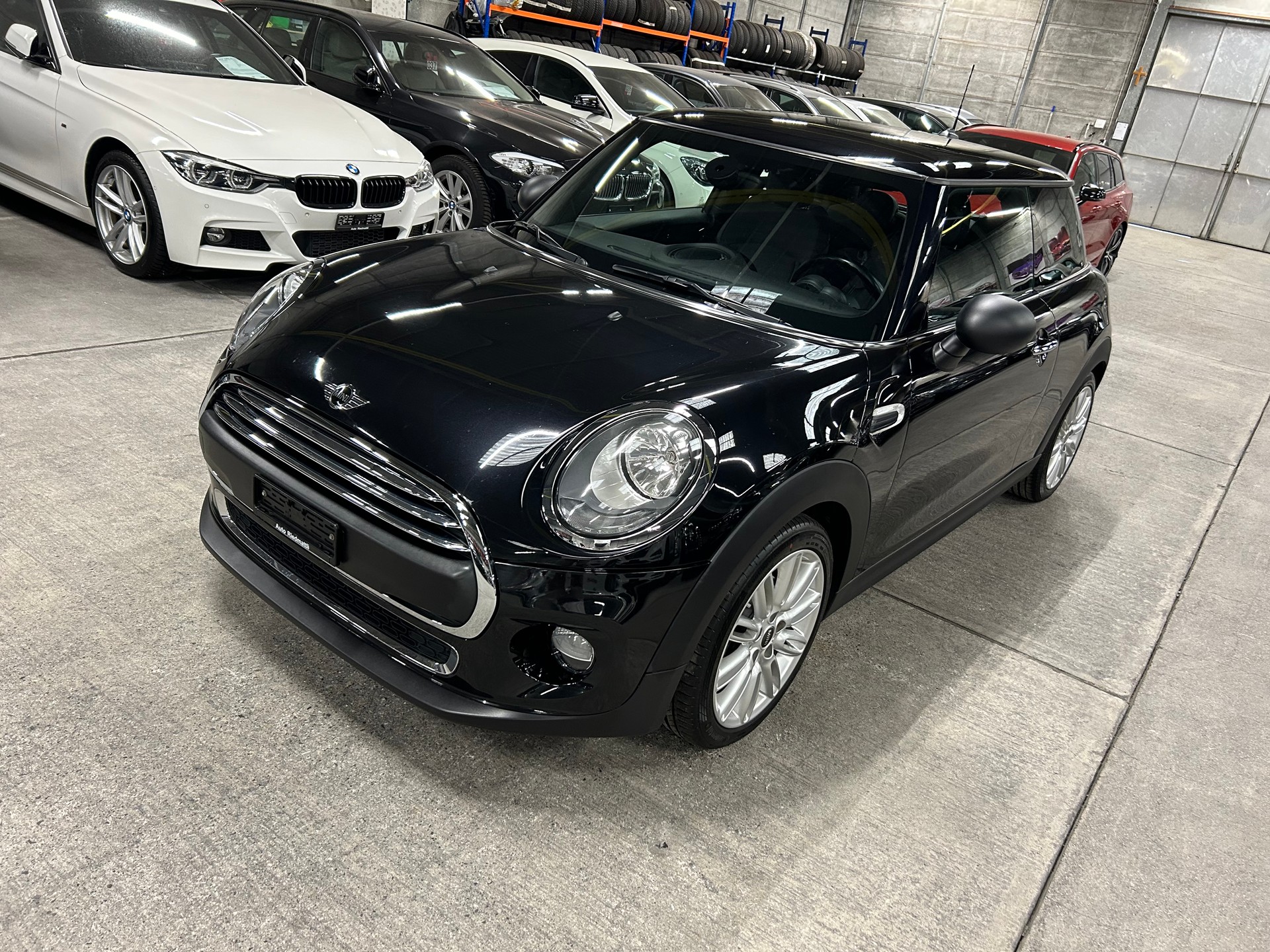 MINI Mini One Classic Edition-image-4