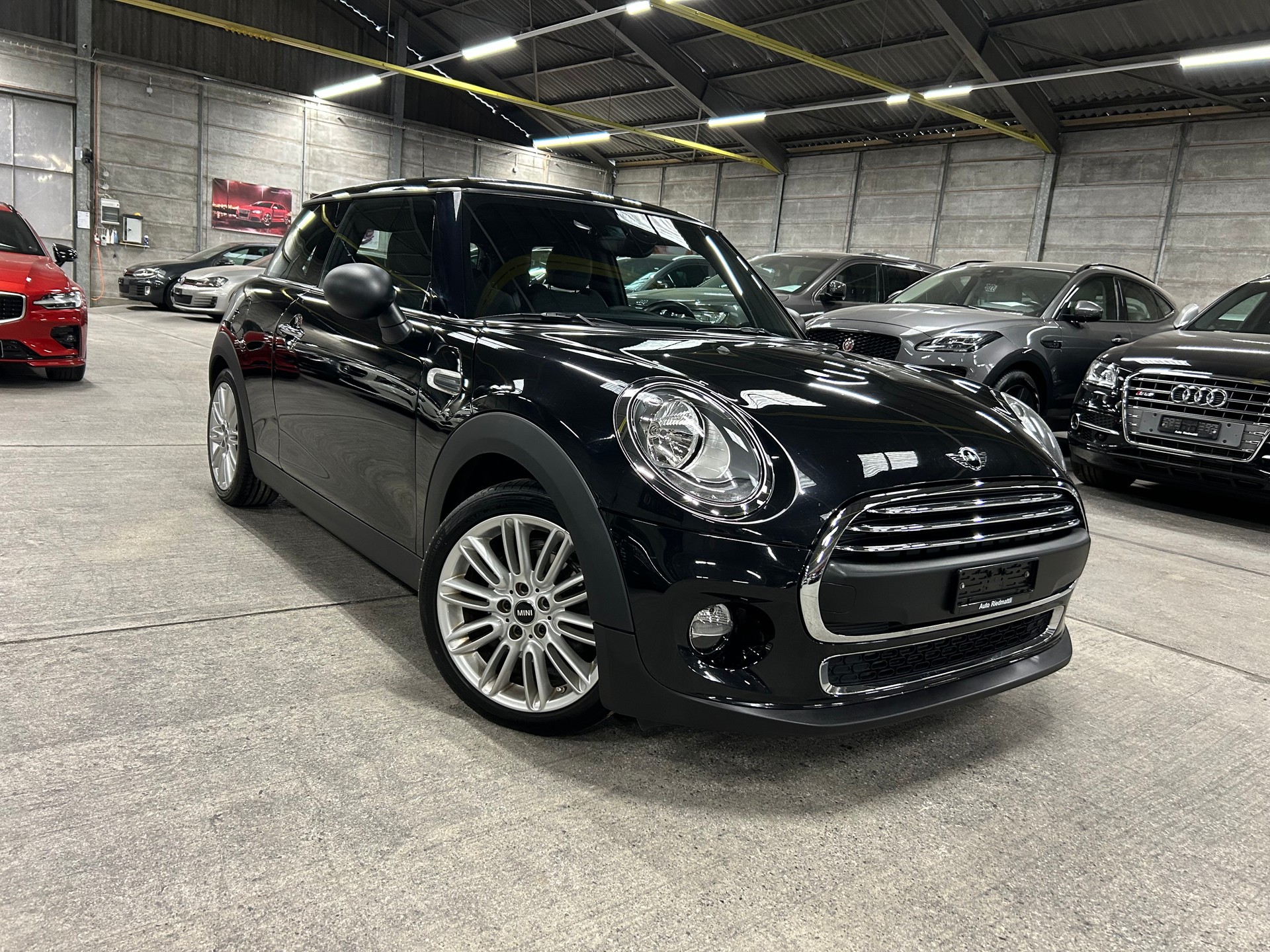MINI Mini One Classic Edition-image-0