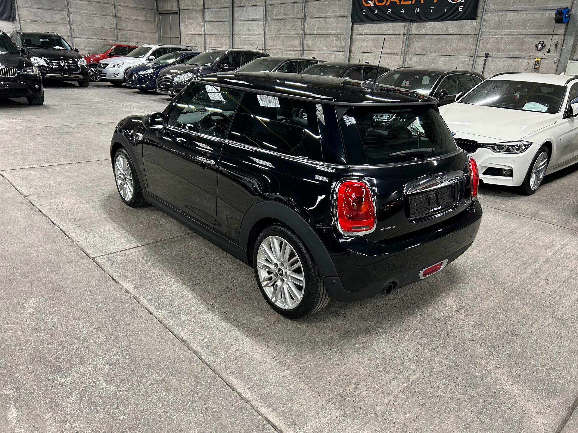 MINI Mini One Classic Edition-image-3