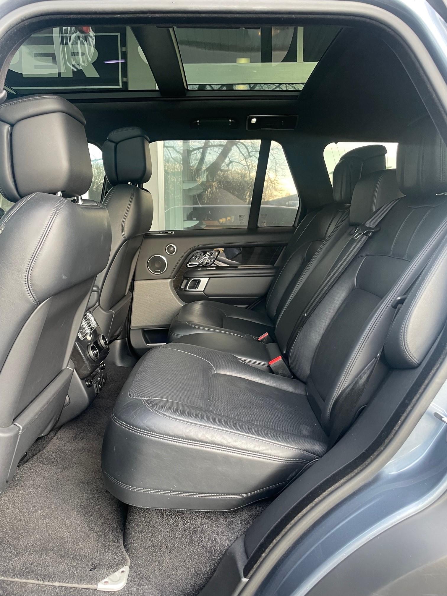 LAND ROVER Range Rover 3.0 I6 Autobiography-image-11