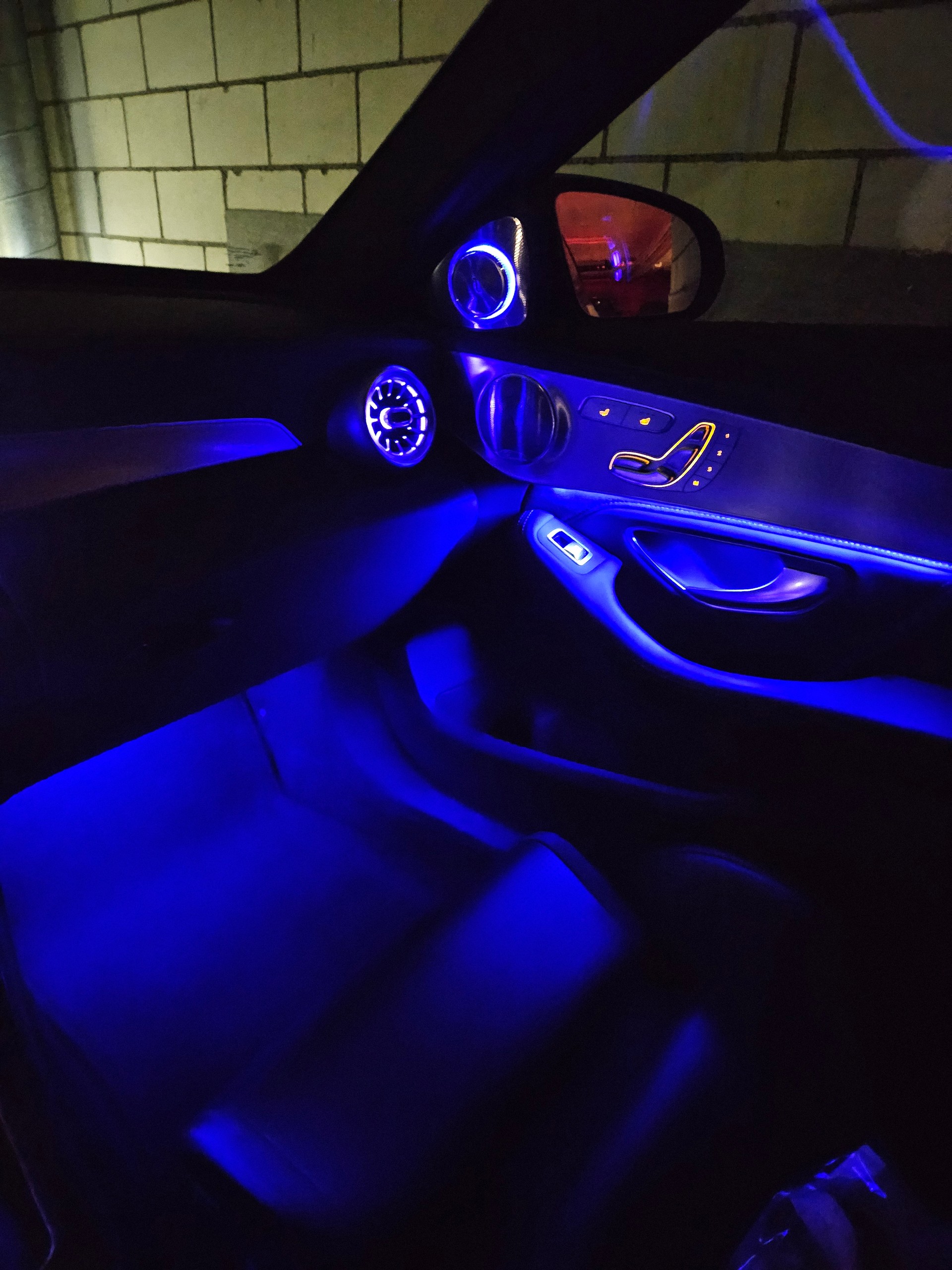 MERCEDES-BENZ C 63 S AMG-image-8