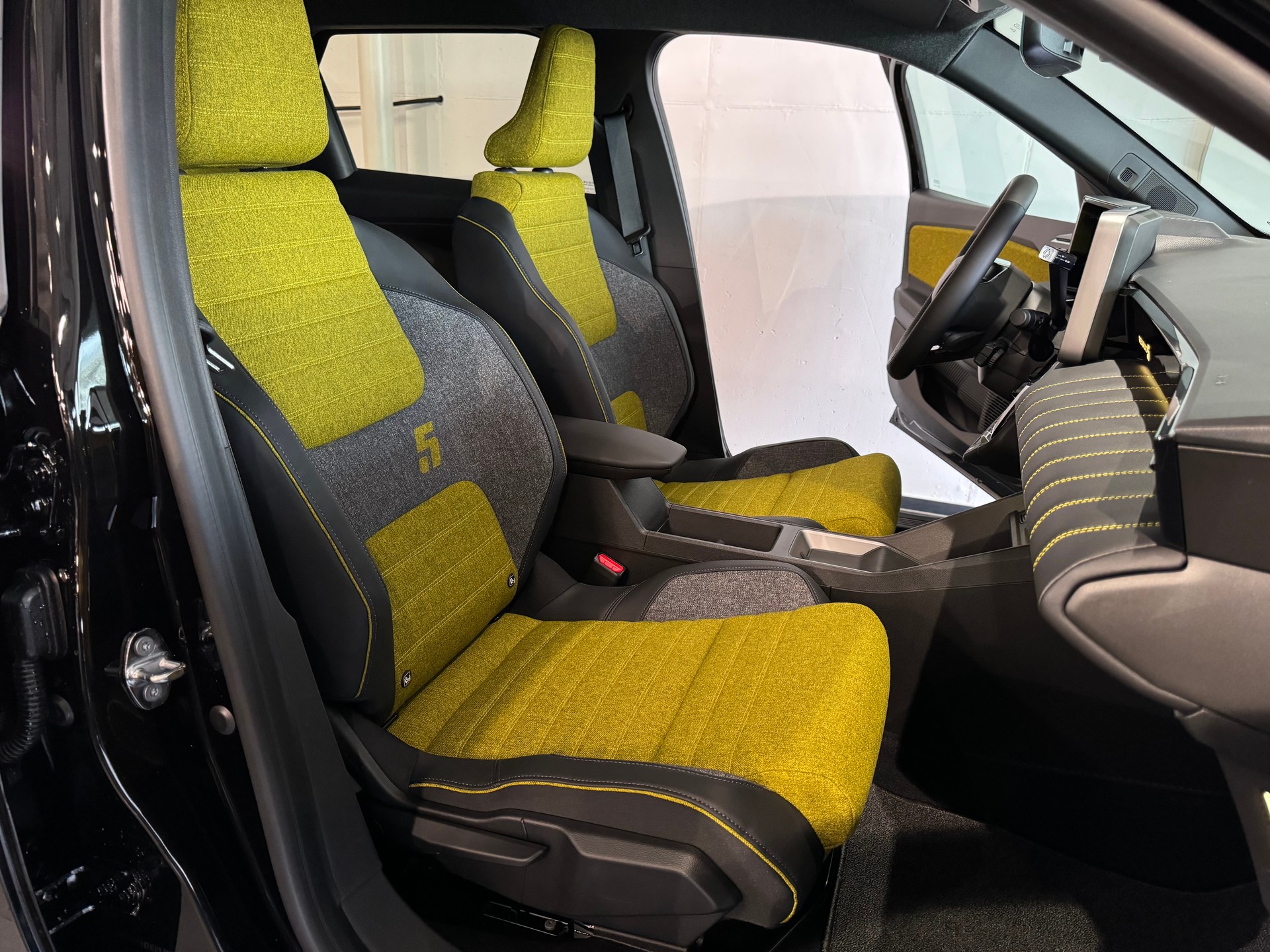 RENAULT R5 E-TECH 100% ELECTRIC iconic five 150PS Comfort Range-image-15