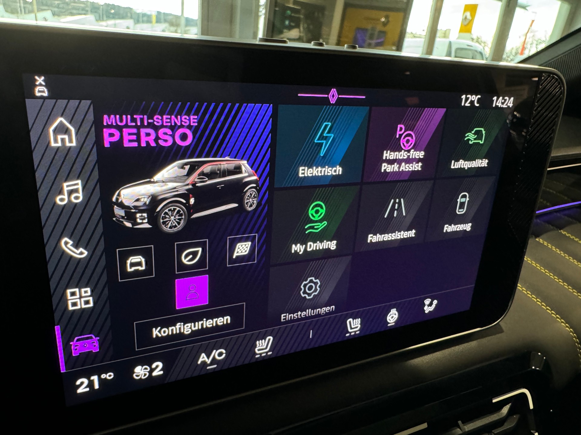 RENAULT R5 E-TECH 100% ELECTRIC iconic five 150PS Comfort Range-image-14