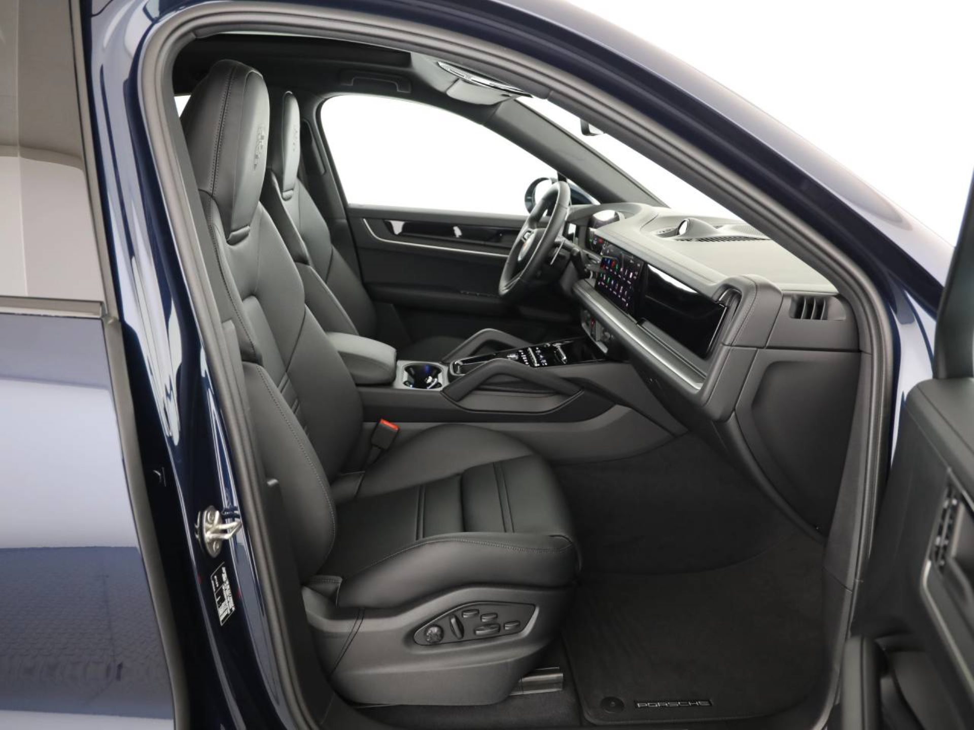 PORSCHE Cayenne E-Hybrid Coupé-image-14