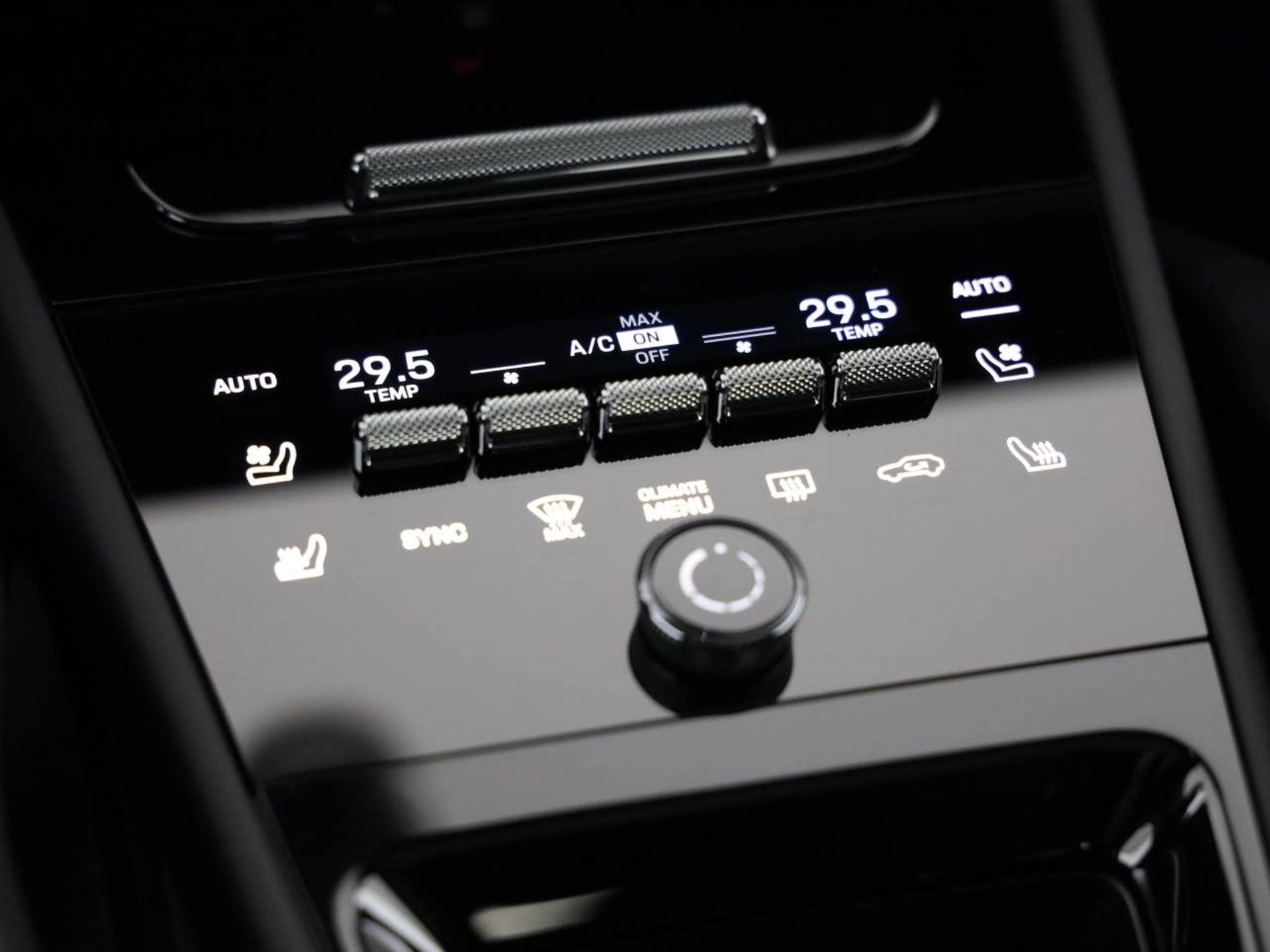 PORSCHE Cayenne E-Hybrid Coupé-image-13