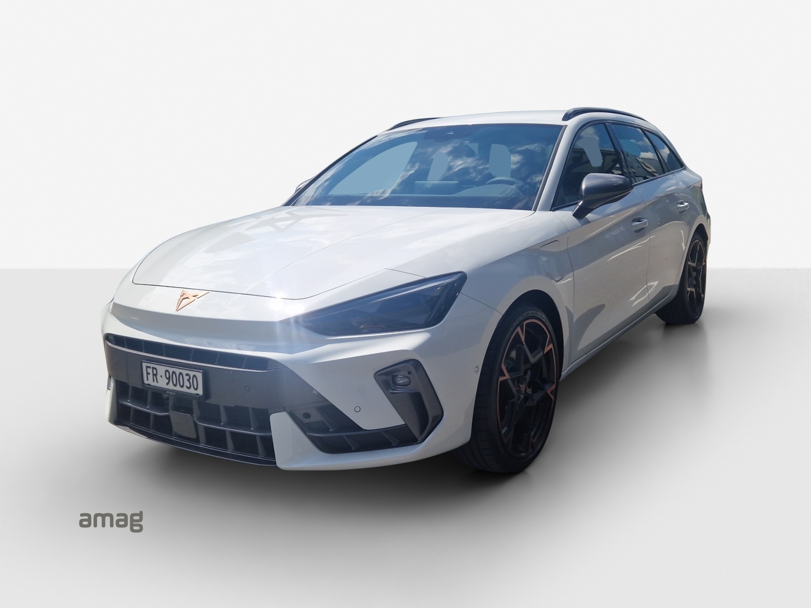CUPRA LEON ST 1.5 e-HYBRID pHEV VZ DSG-image-0