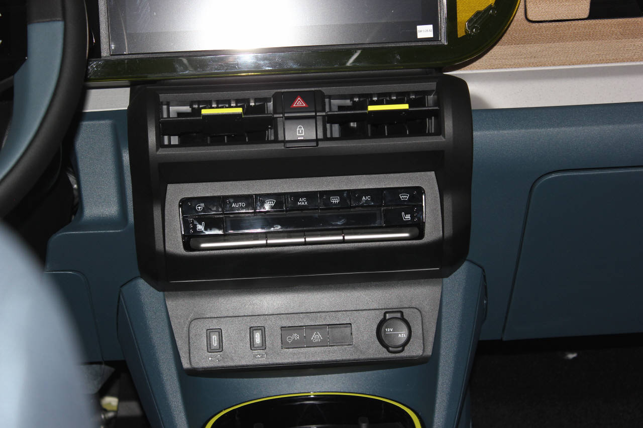 FIAT Grande Panda La Prima-image-6