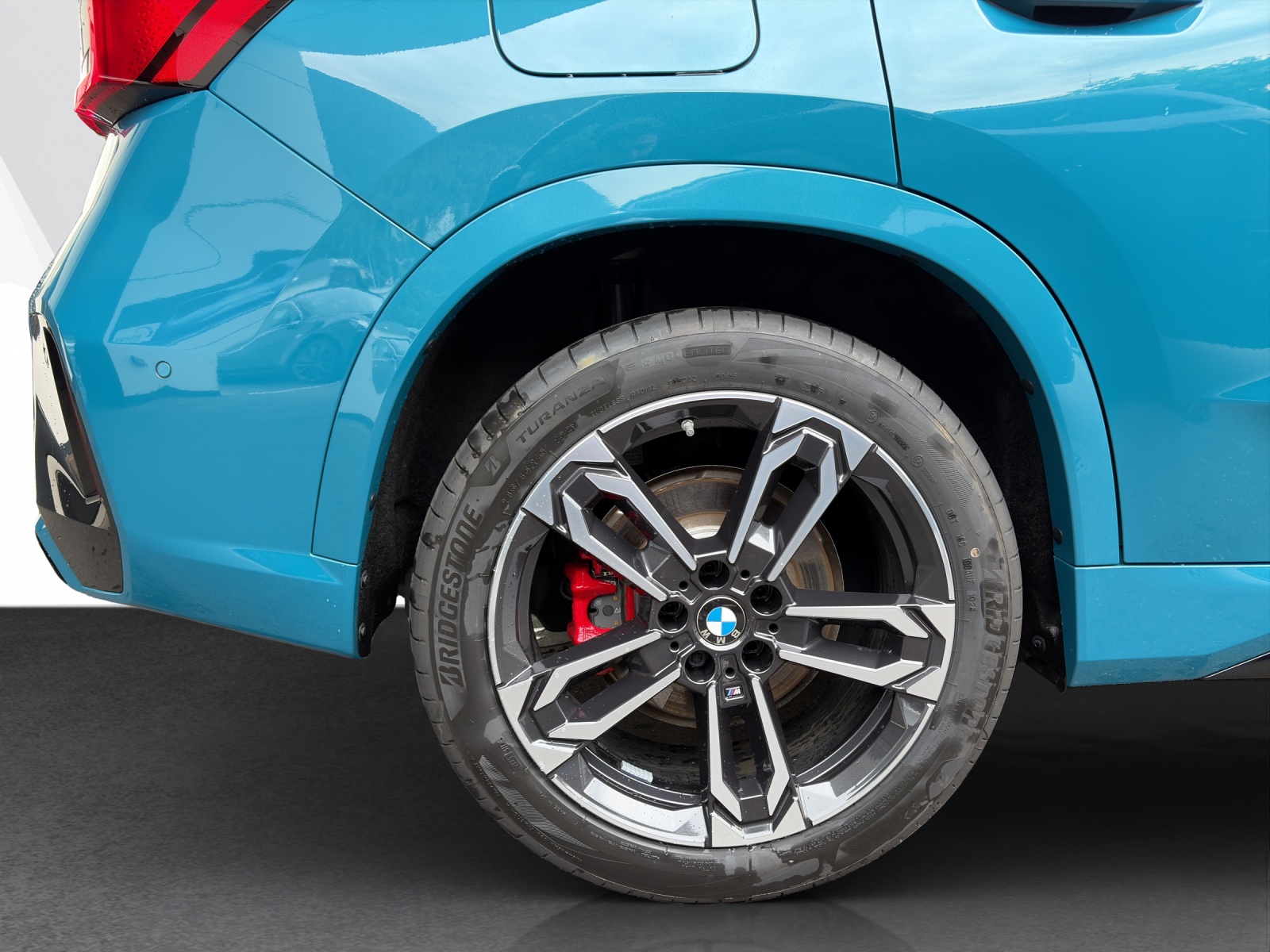 BMW X1 23d xDrive-image-22