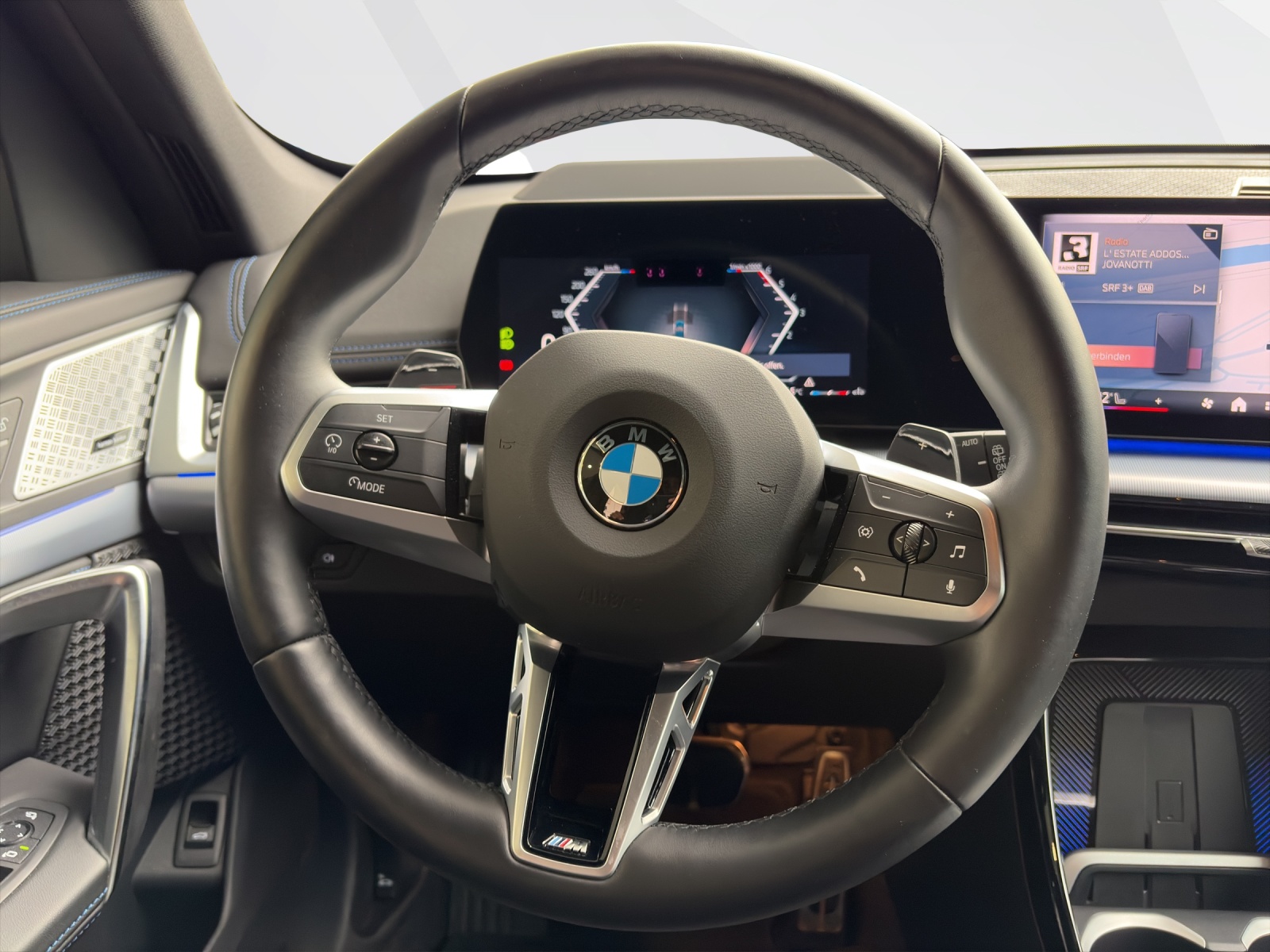 BMW X1 23d xDrive-image-11
