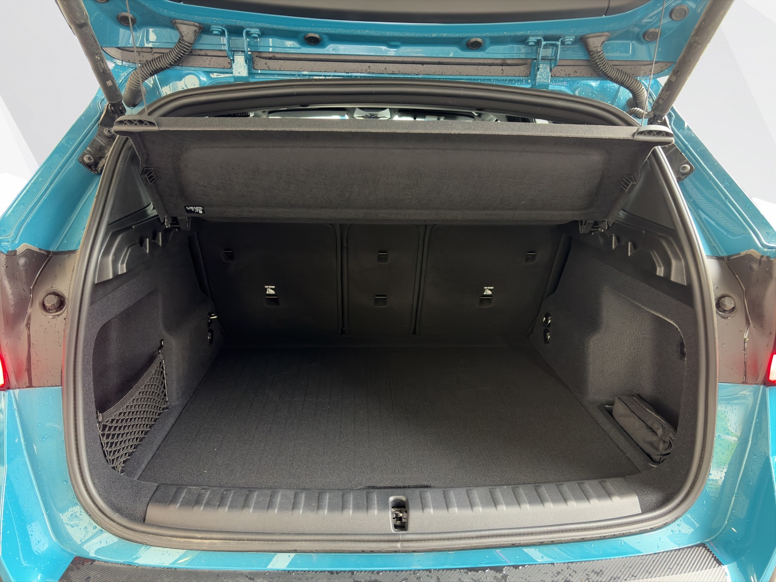 BMW X1 23d xDrive-image-18