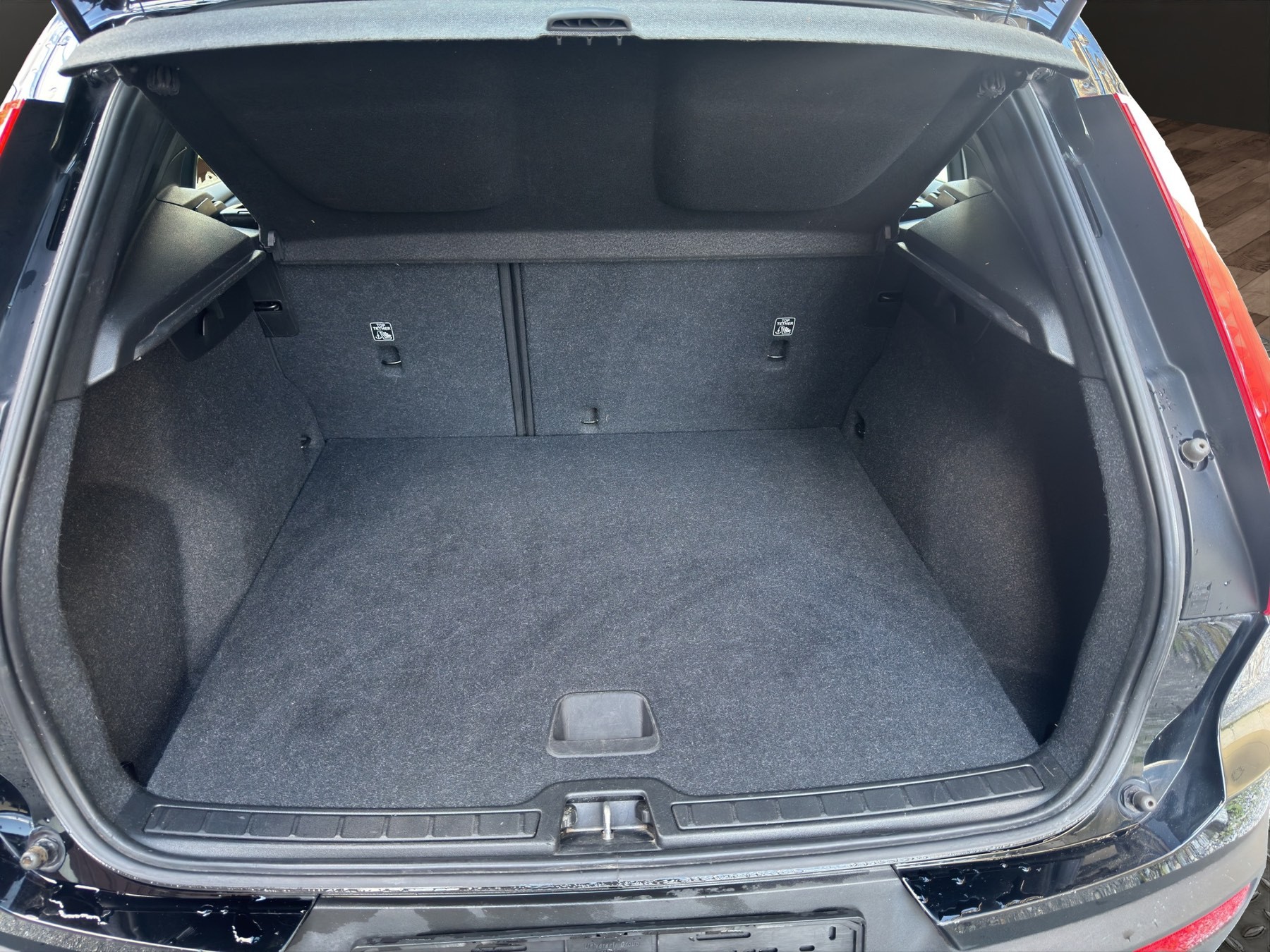 VOLVO XC40 D3 AWD Momentum Geartronic-image-8