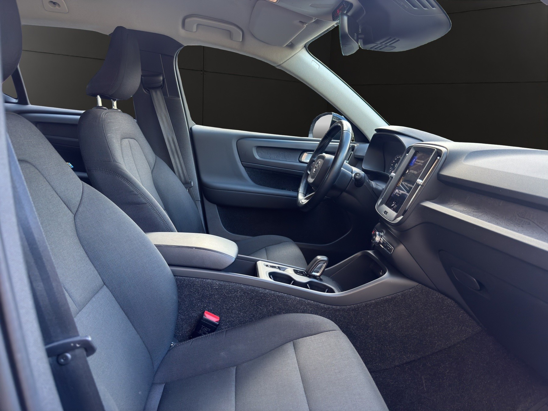 VOLVO XC40 D3 AWD Momentum Geartronic-image-11