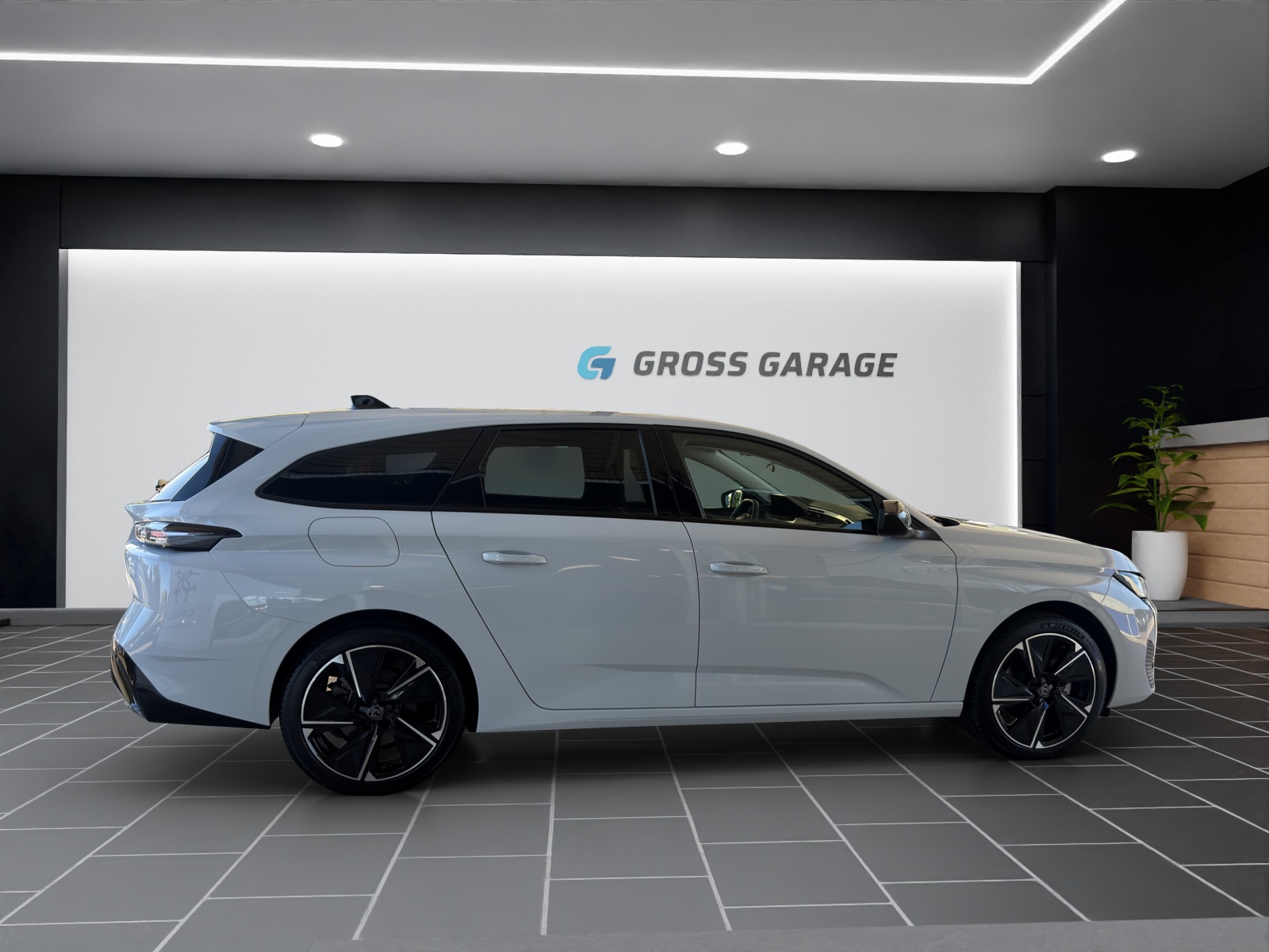 PEUGEOT 308 e SW Allure 54kWh-showroom-element-2