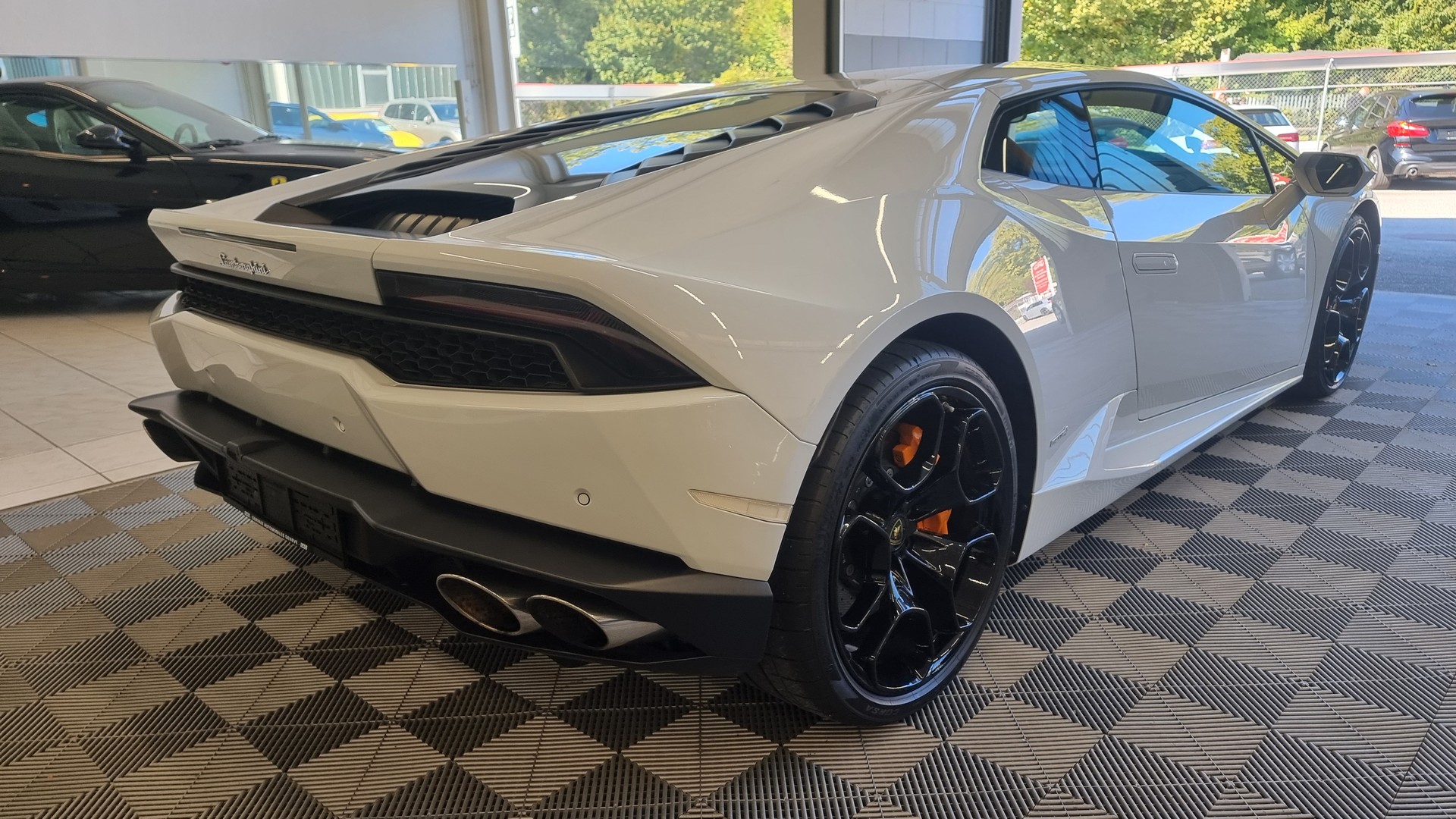 LAMBORGHINI Huracan LP610-4 Coupé DCT-image-5