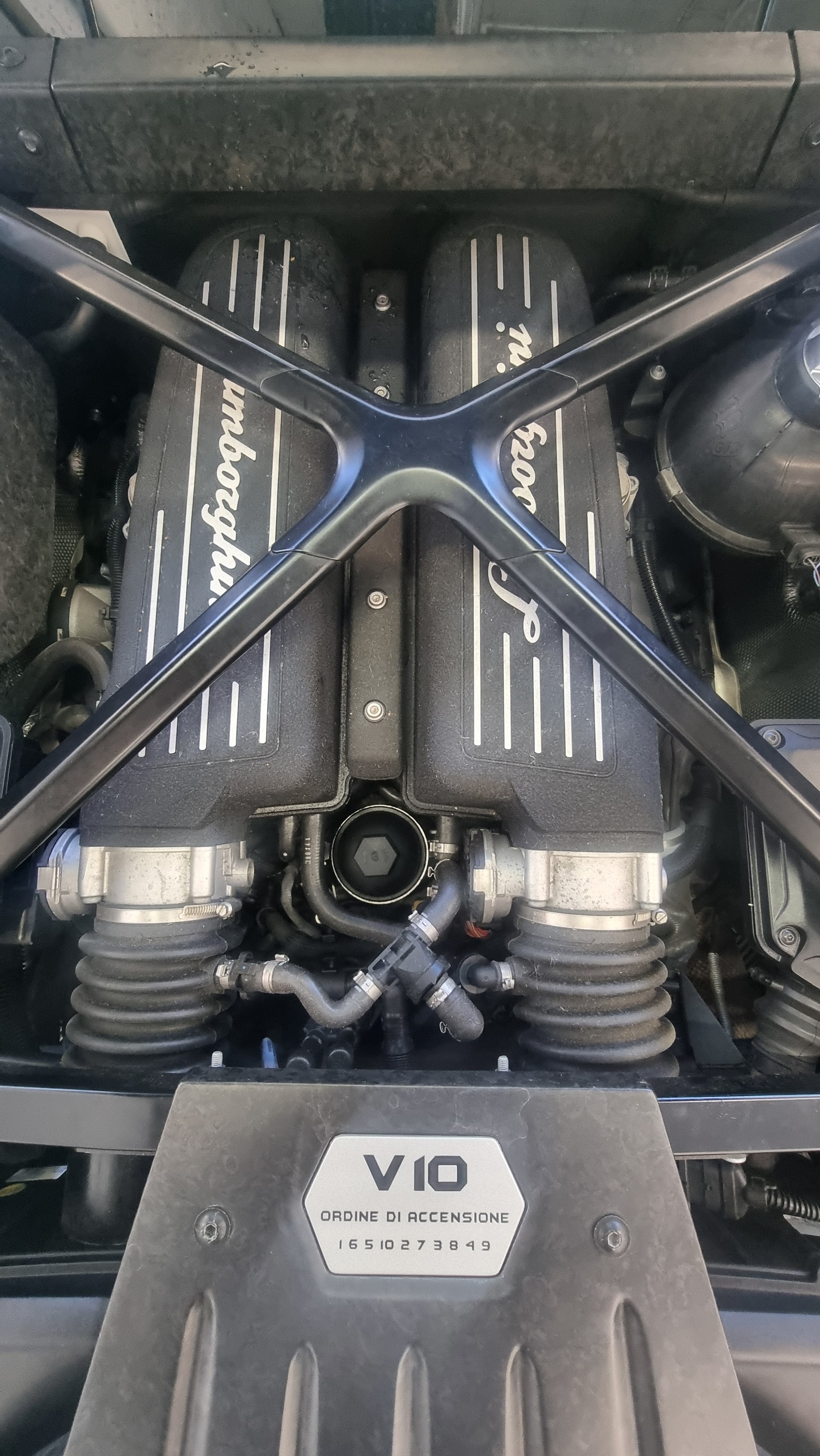LAMBORGHINI Huracan LP610-4 Coupé DCT-image-9
