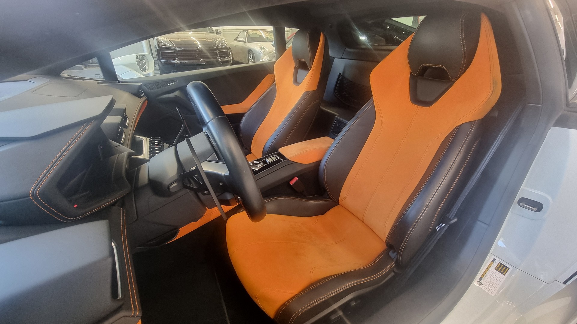 LAMBORGHINI Huracan LP610-4 Coupé DCT-image-12