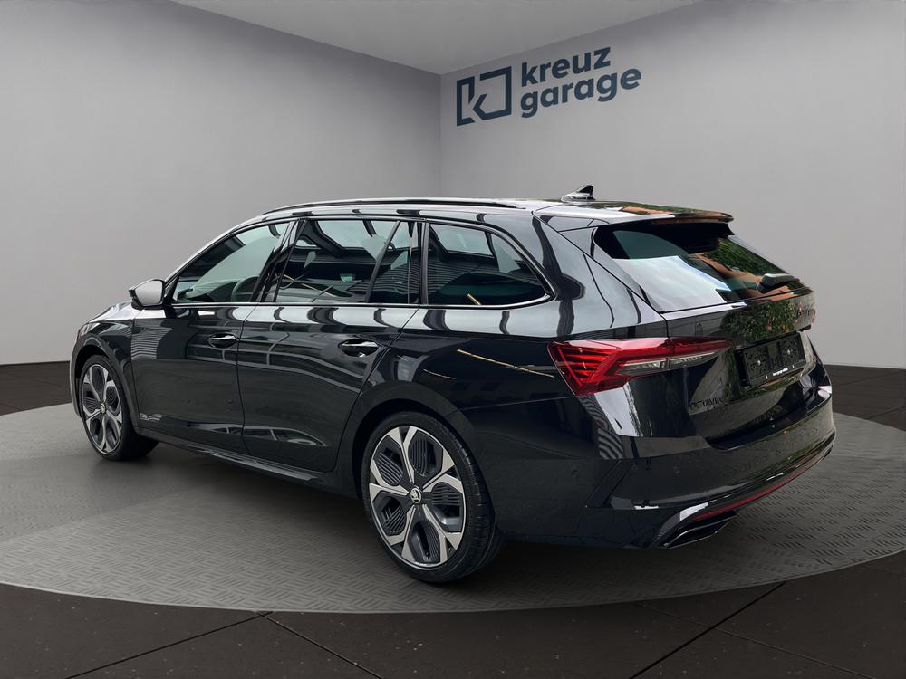 SKODA Octavia Combi 2.0 TSI DSG RS-image-3