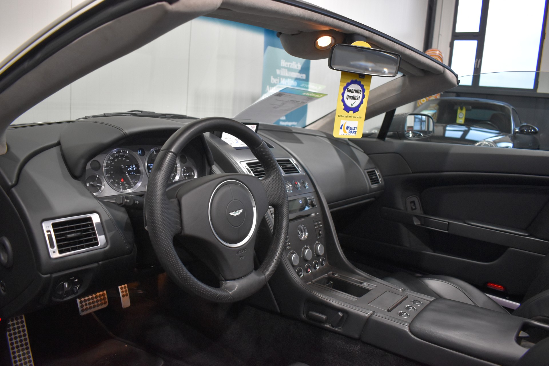 ASTON MARTIN V8 Vantage 4.3 Sportshift-image-10