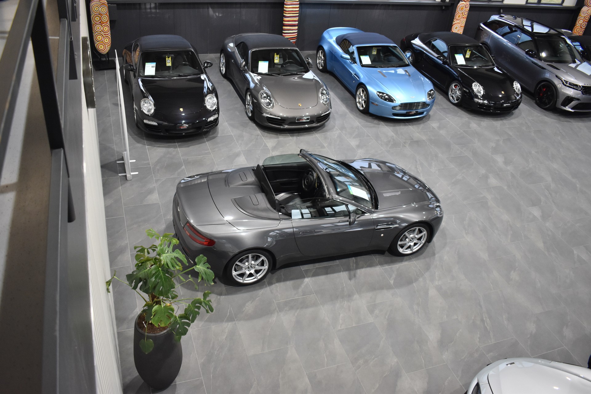 ASTON MARTIN V8 Vantage 4.3 Sportshift-image-6