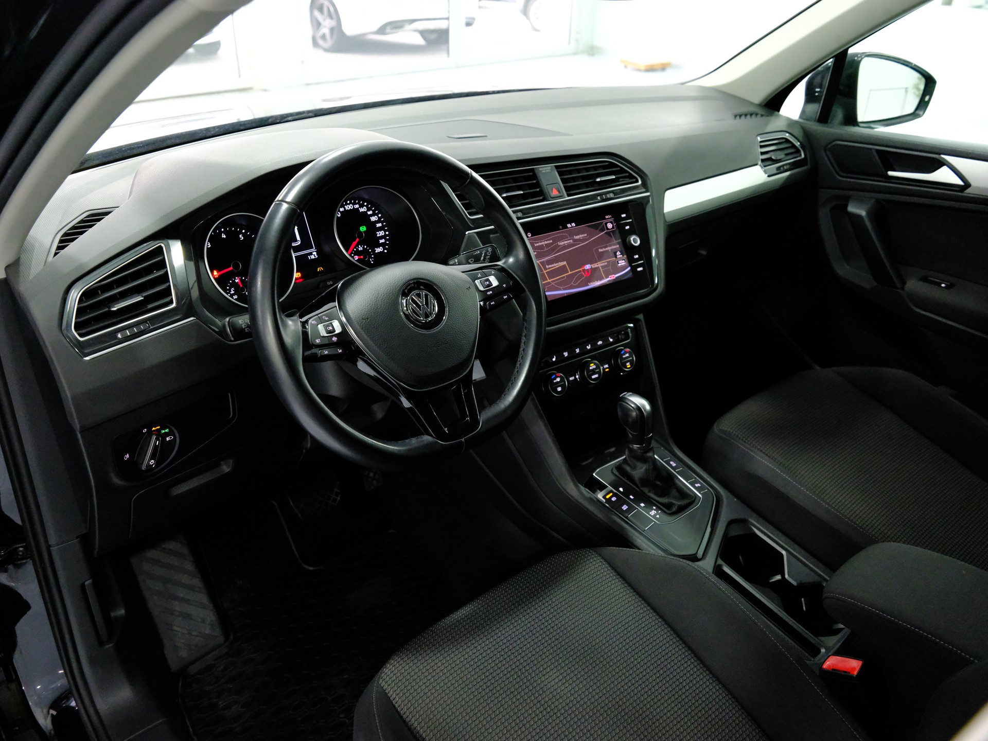 VW Tiguan 1.5TSI Evo Trendline DSG-image-12