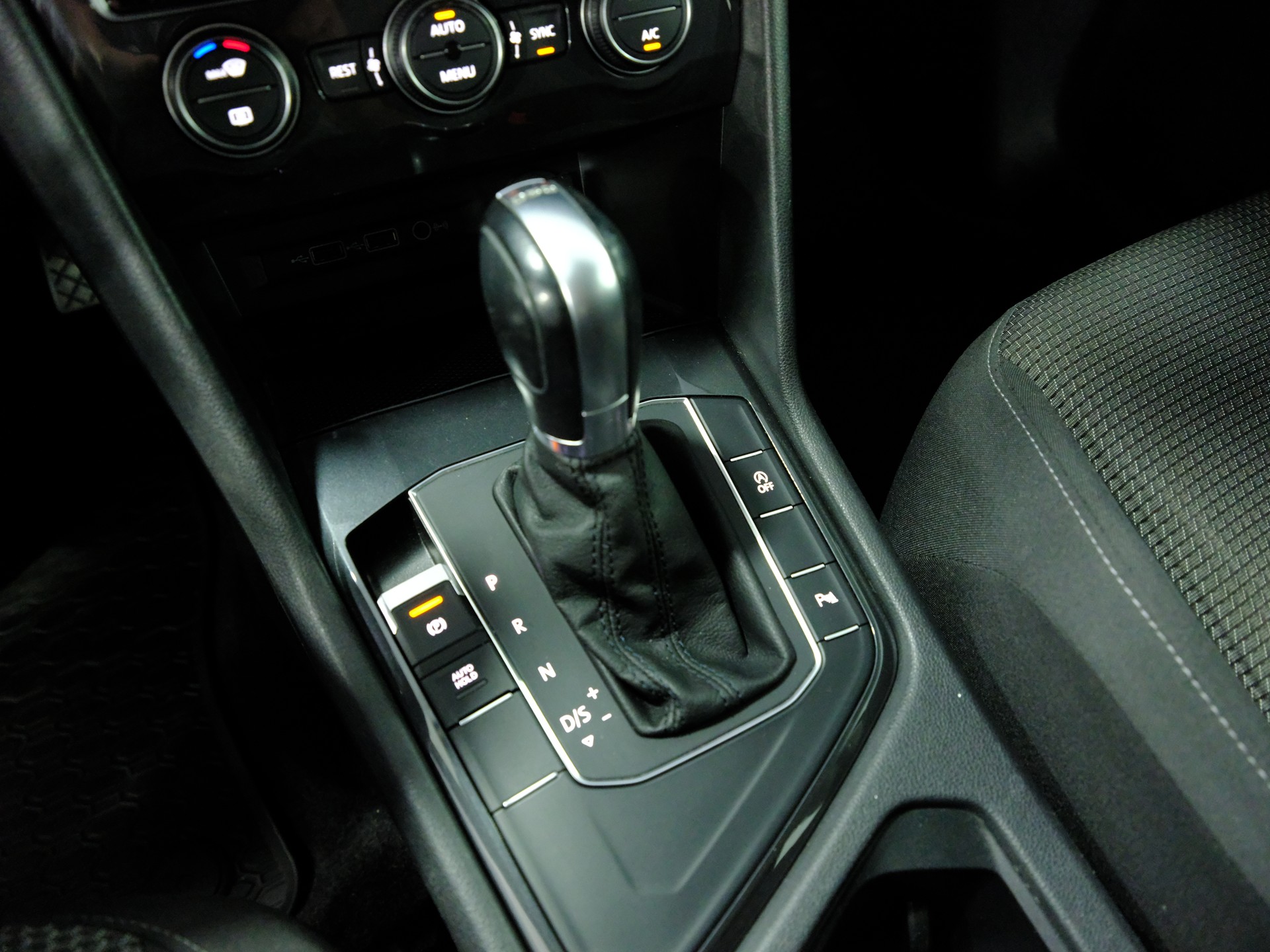 VW Tiguan 1.5TSI Evo Trendline DSG-image-17