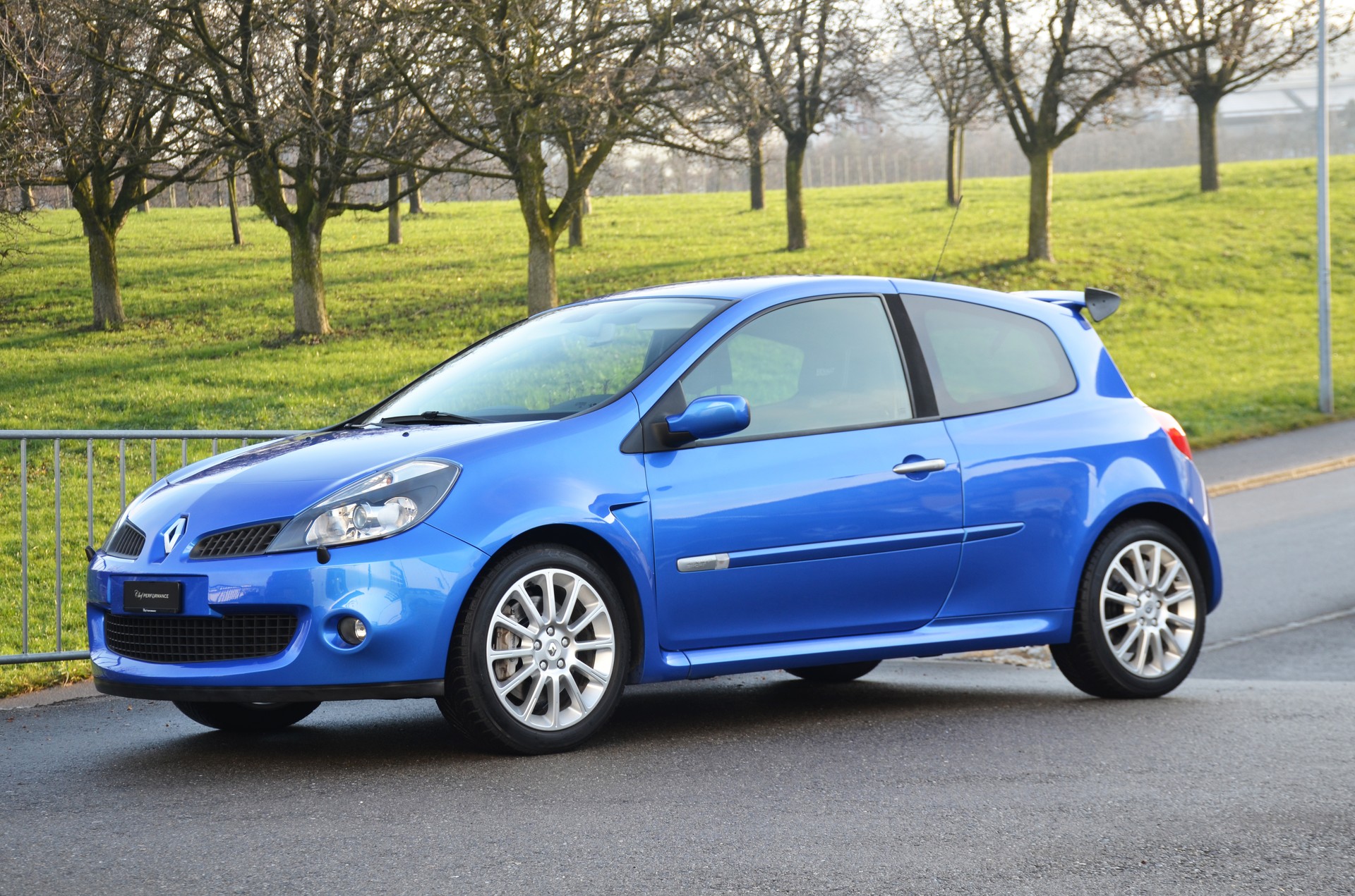 RENAULT Clio 2.0 16V Sport-image-5