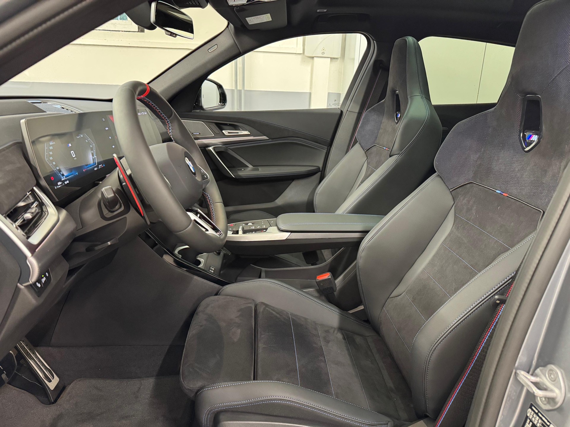 BMW X2 M35i-image-4