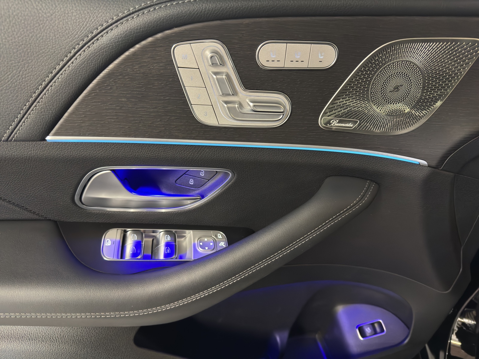 MERCEDES-BENZ GLE 350 de AMG Line 4Matic-image-6