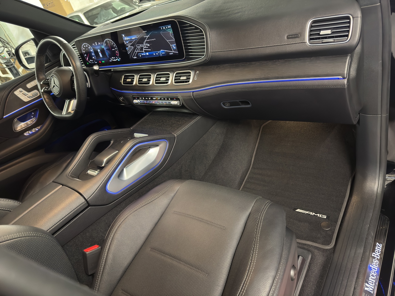 MERCEDES-BENZ GLE 350 de AMG Line 4Matic-image-11