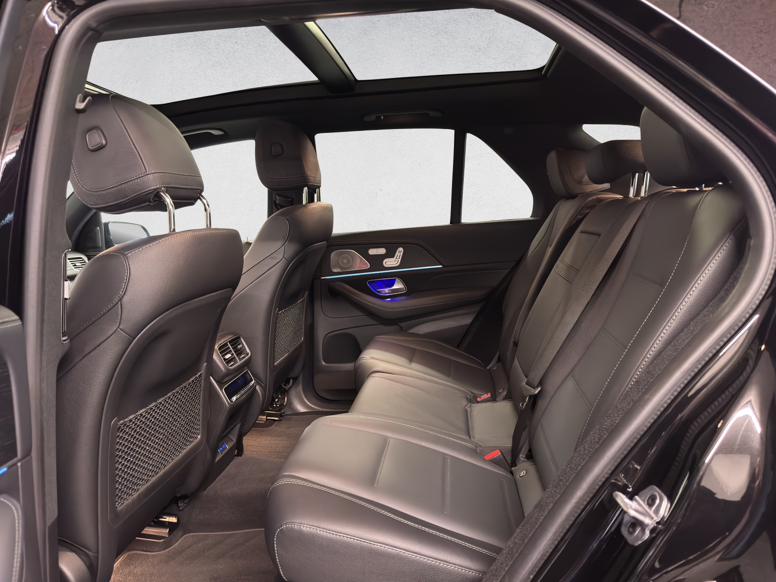 MERCEDES-BENZ GLE 350 de AMG Line 4Matic-image-13