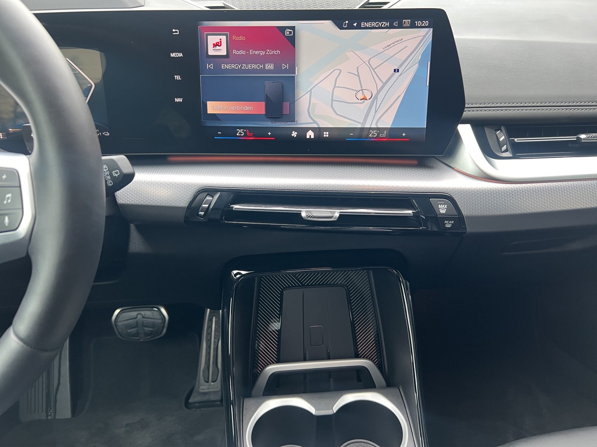 BMW X1 xDrive 30e-image-18