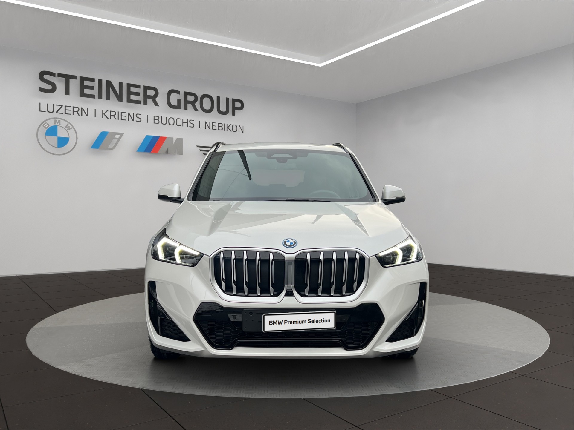 BMW X1 xDrive 30e-image-2