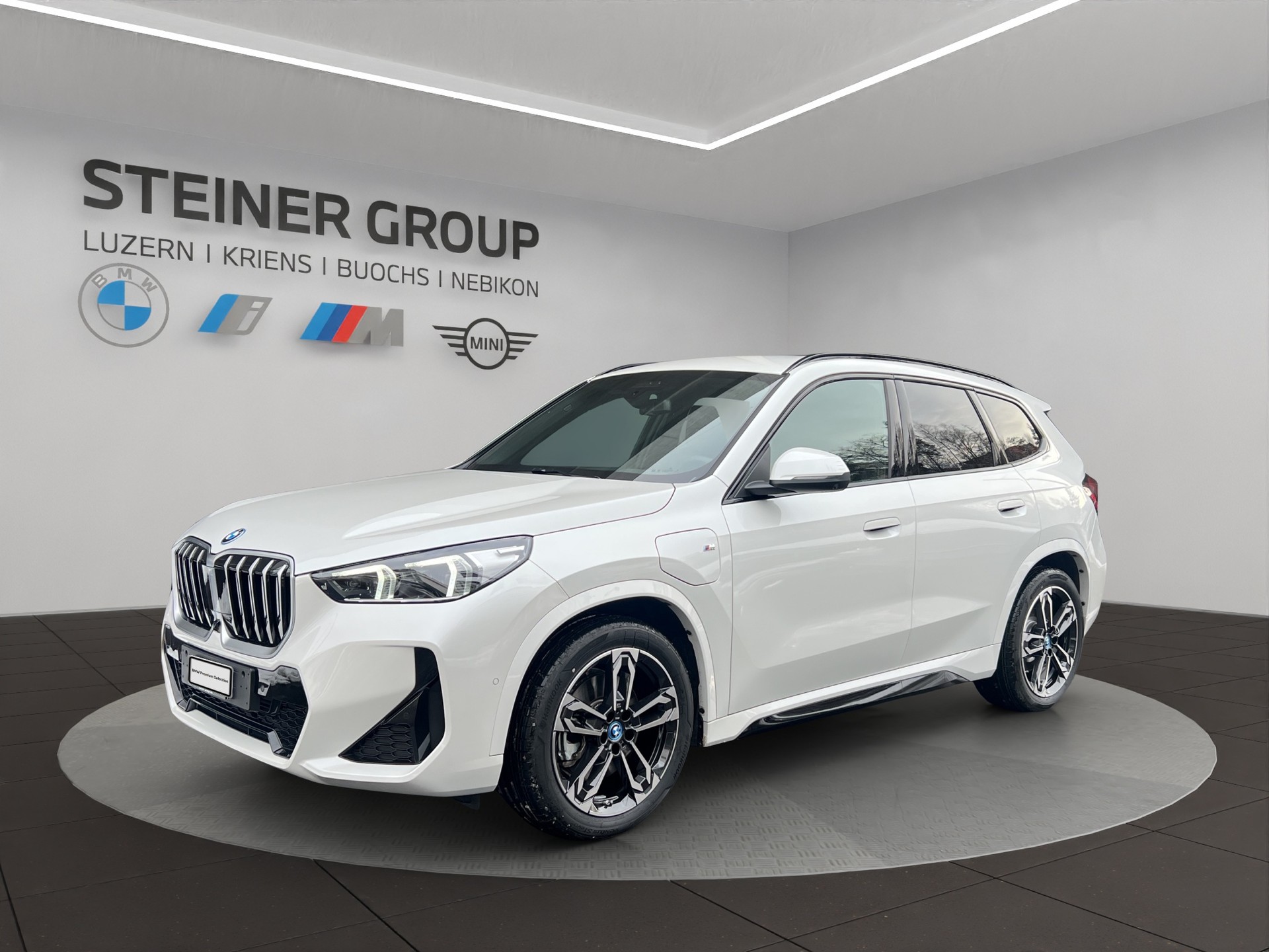 BMW X1 xDrive 30e-image-0