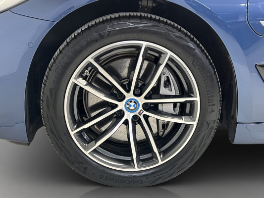 BMW 545e xDrive M Sport Stept-image-7