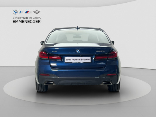 BMW 545e xDrive M Sport Stept-showroom-element-3