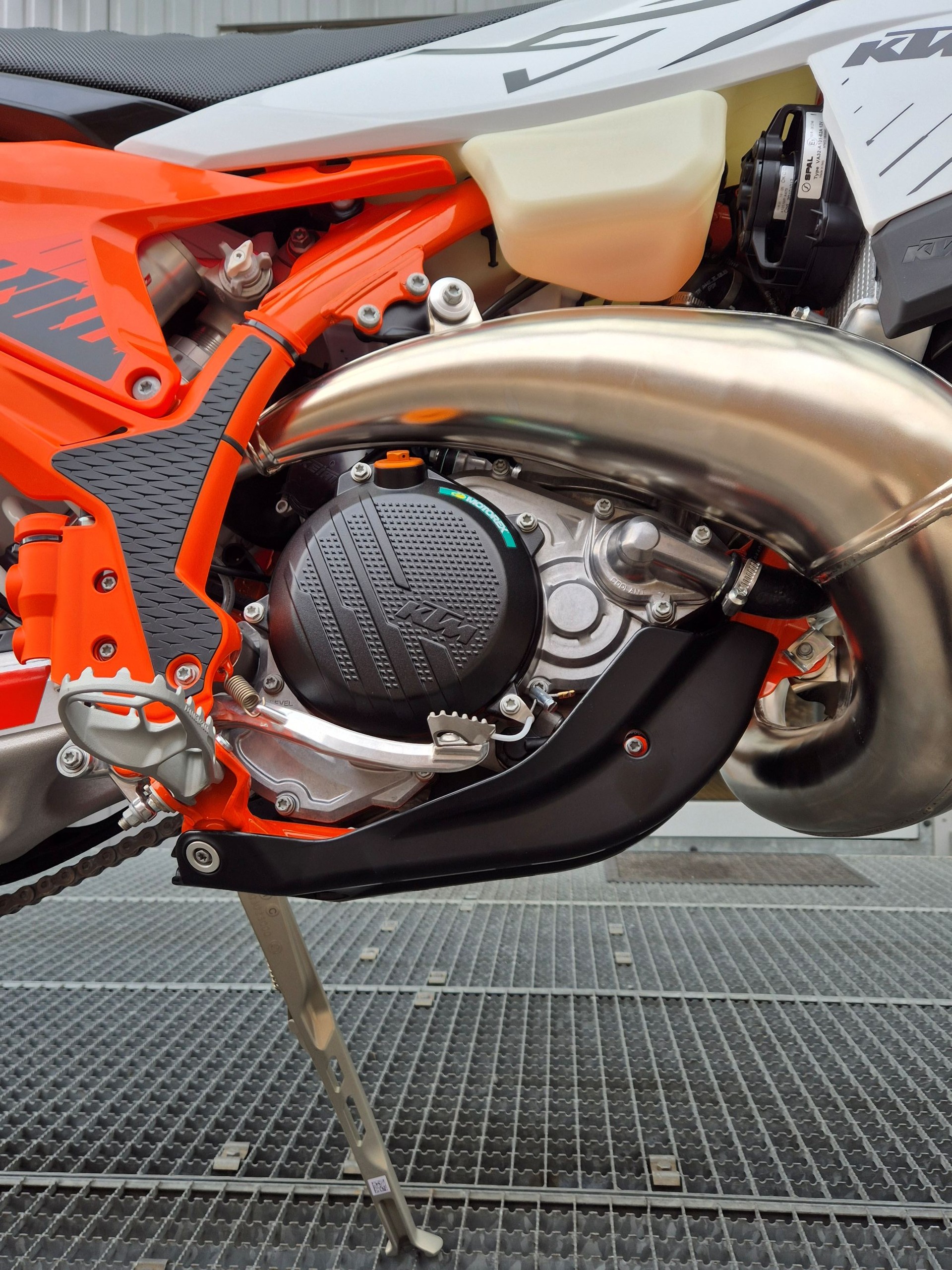 KTM EXC-image-8