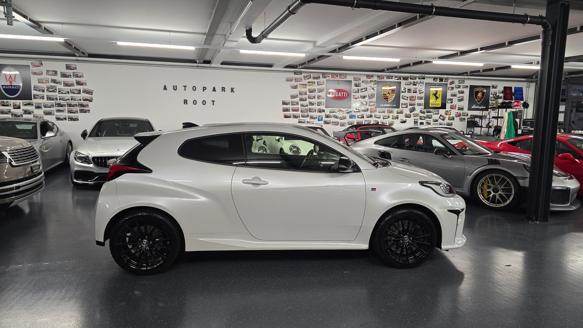 TOYOTA Yaris 1.6 GR Sport-image-3