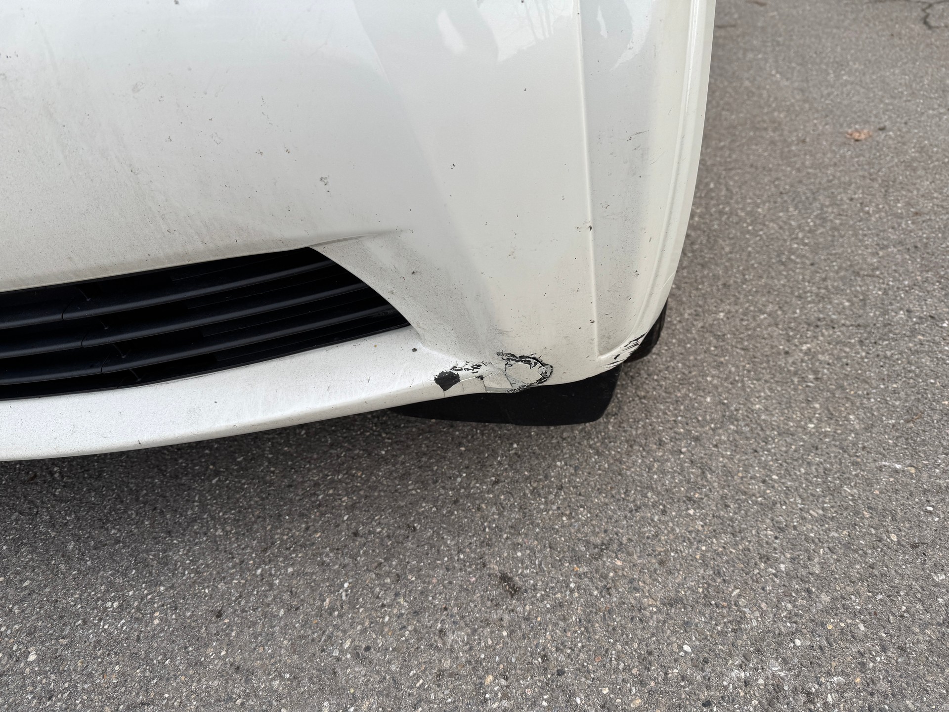 TOYOTA iQ 1.0 VVT-i Eco-image-9